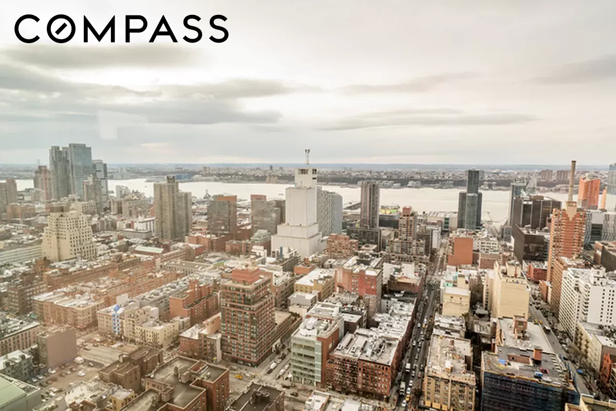 322 W 57th Street 38Q