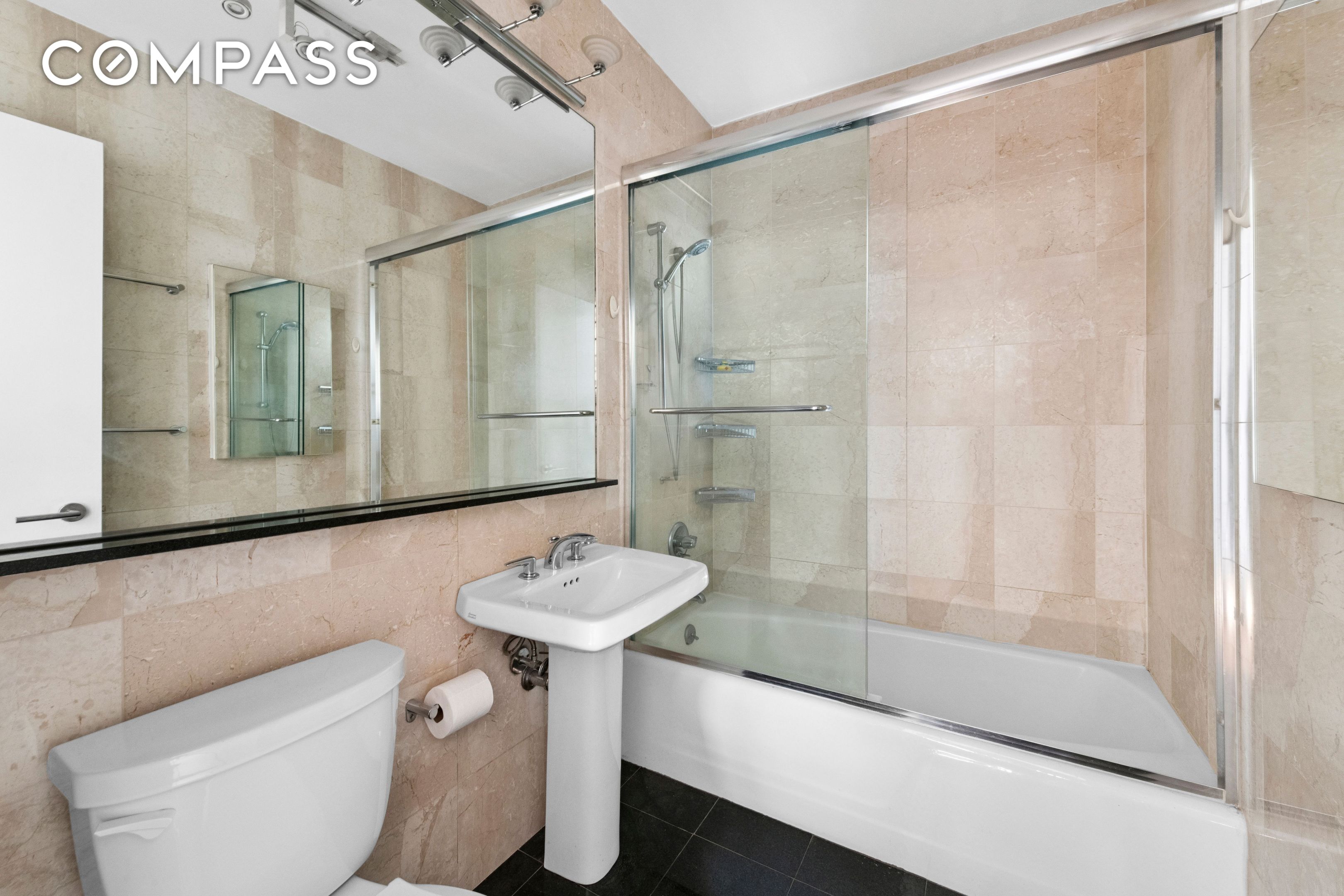 360 E 88th Street 18D