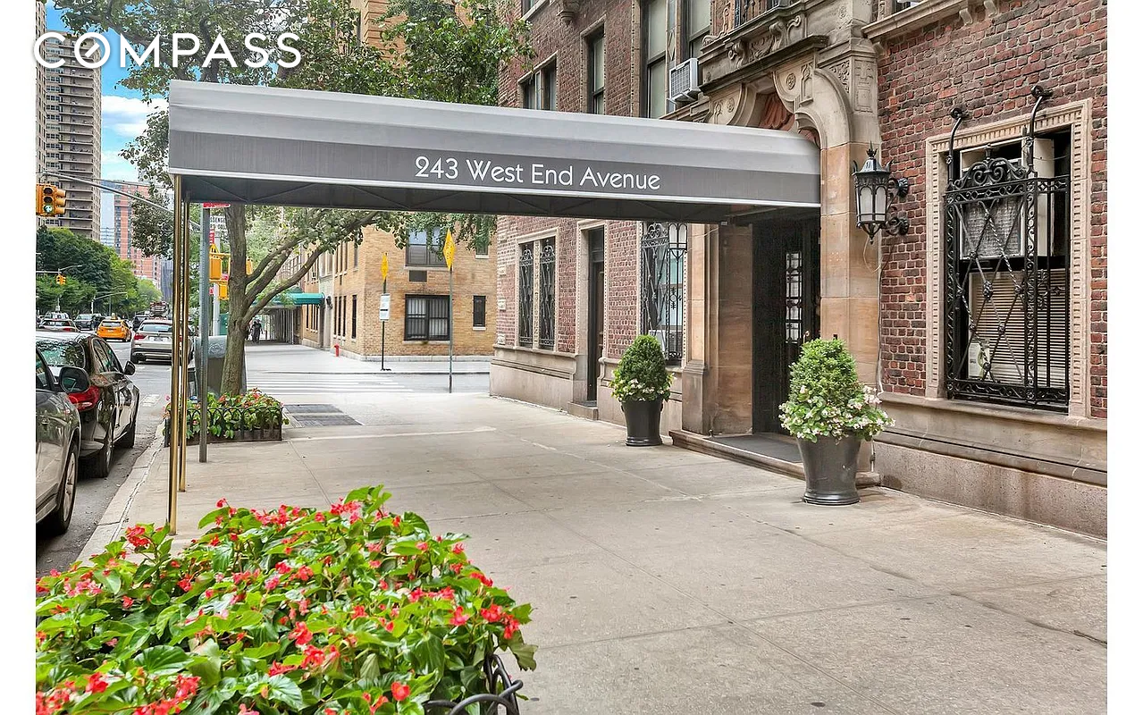 243 W End Avenue 1104