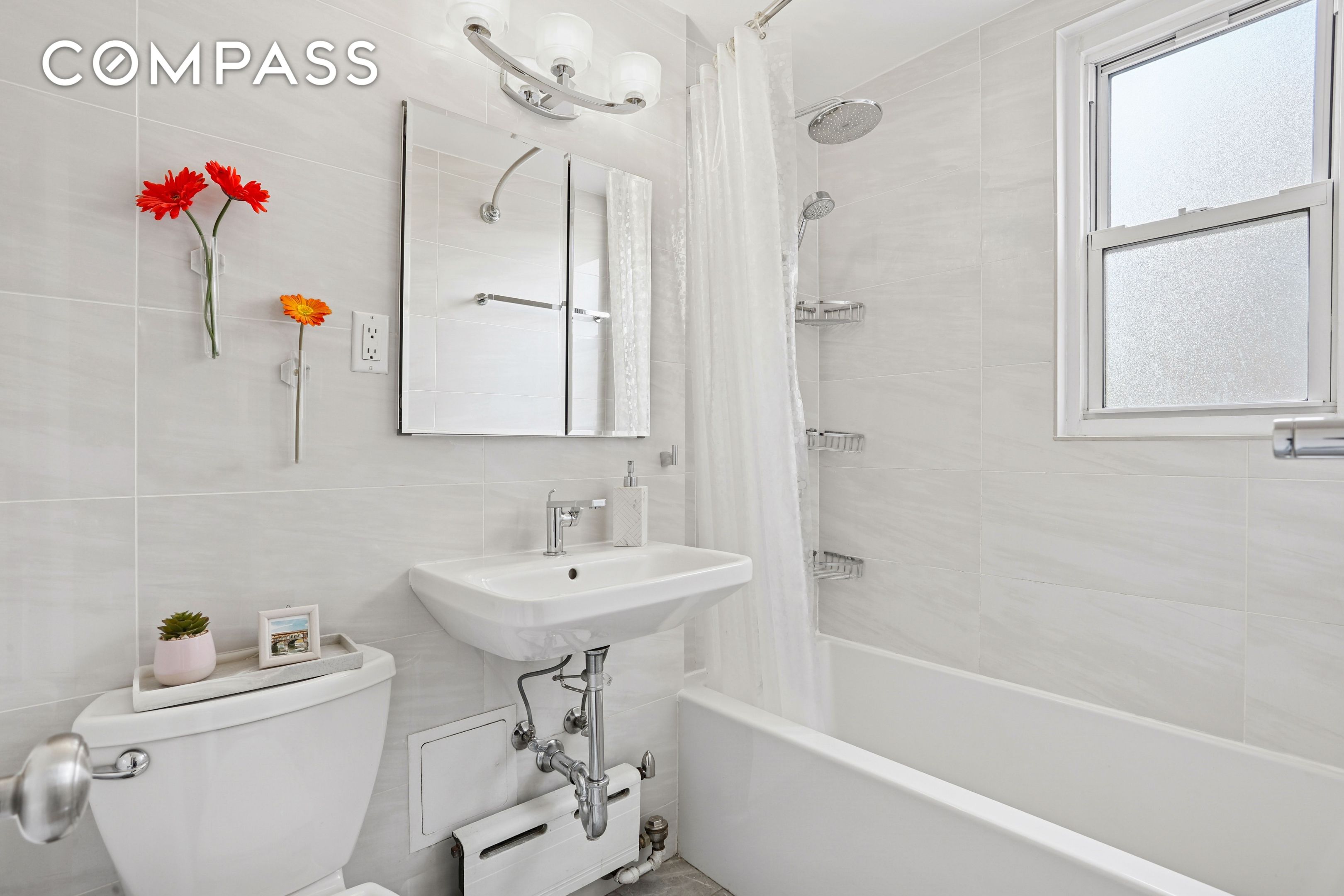 310 E 49th Street 9C