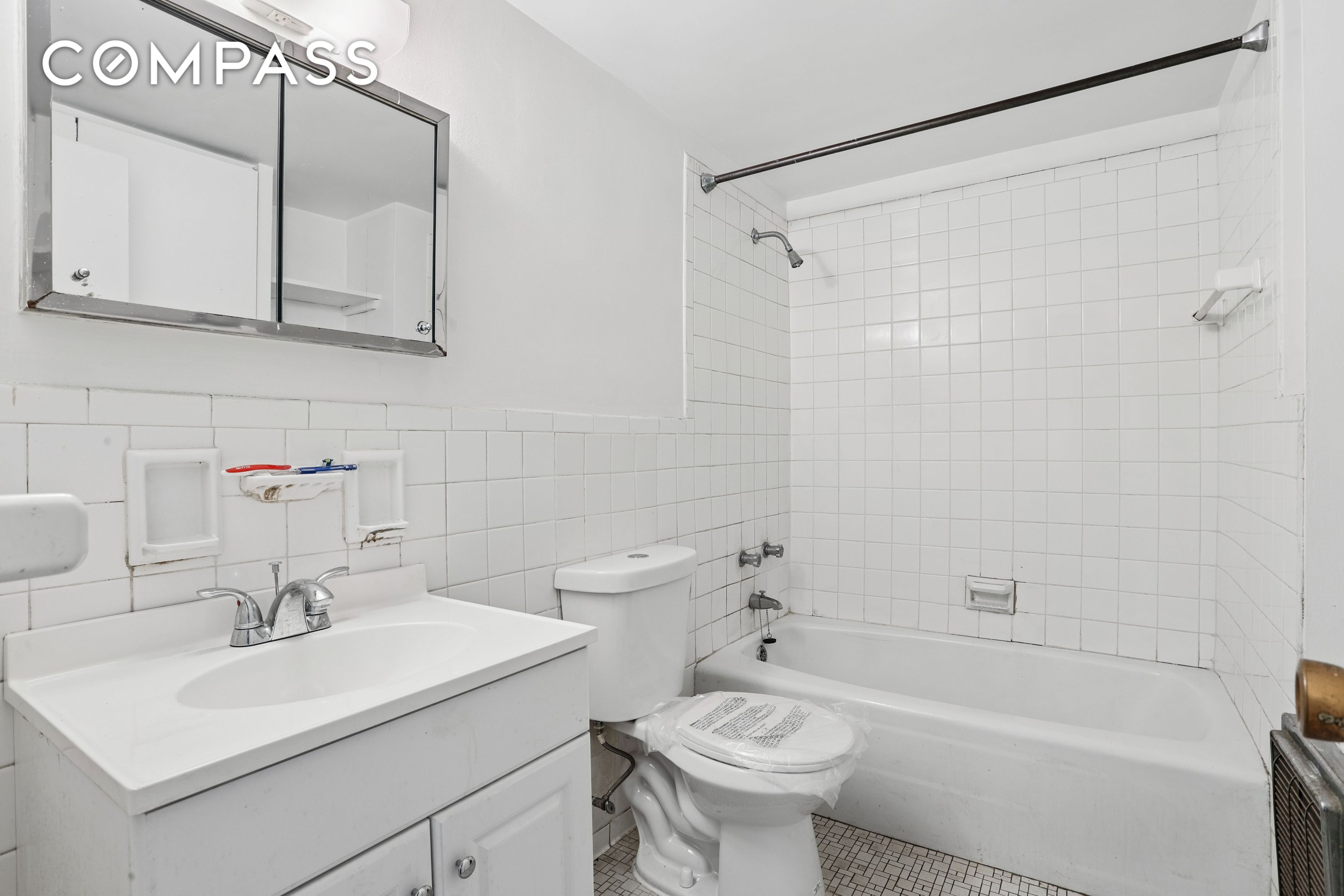 330 E 49th Street 7M