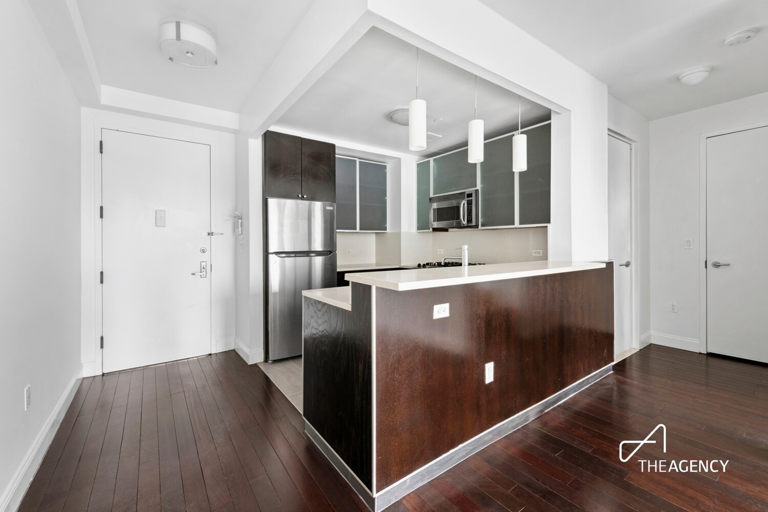 13-11 JACKSON Avenue 8D