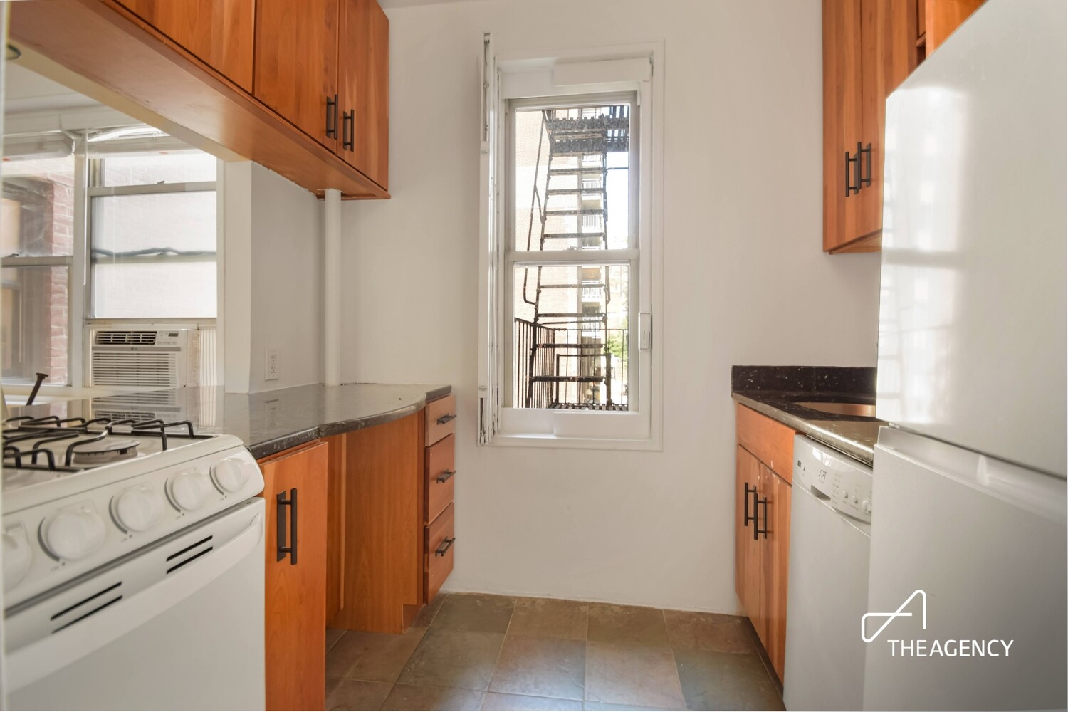 350 E 30TH Street 3B