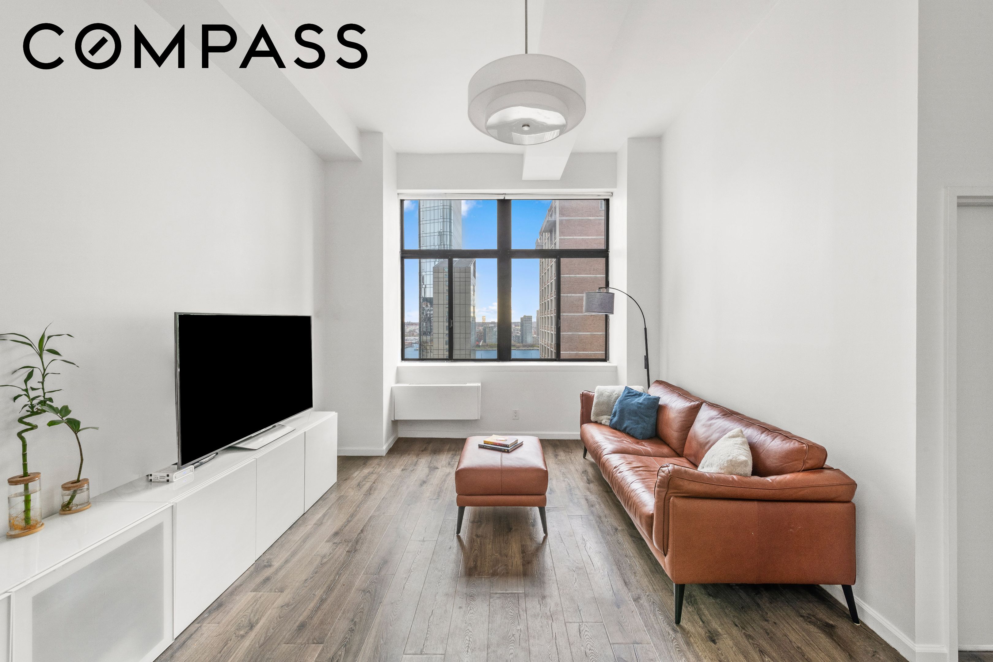 310 E 46th Street 19L