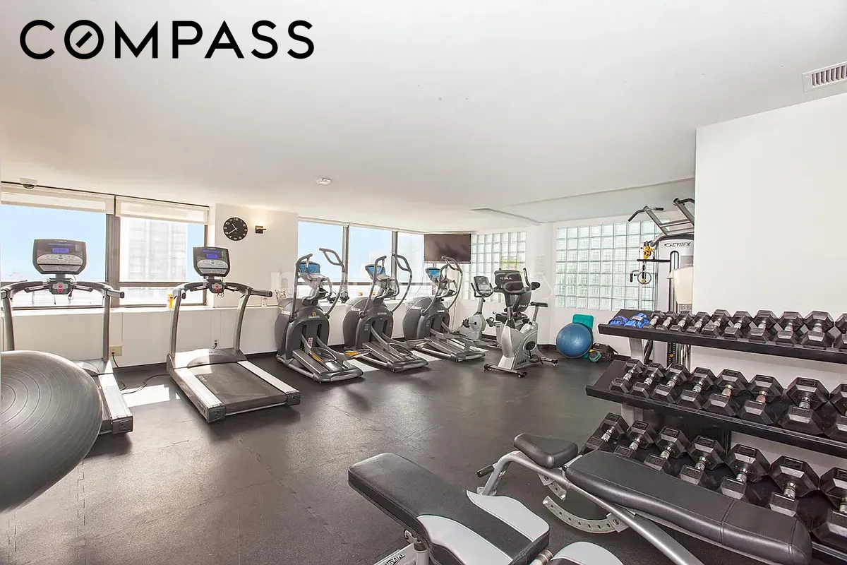 240 E 47th Street 22B