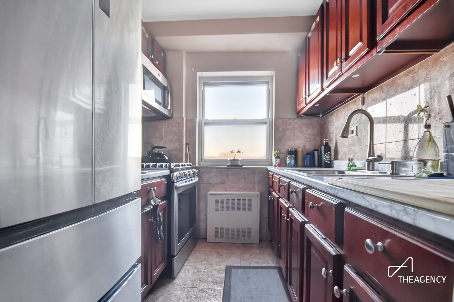 3240 RIVERDALE Avenue 4K