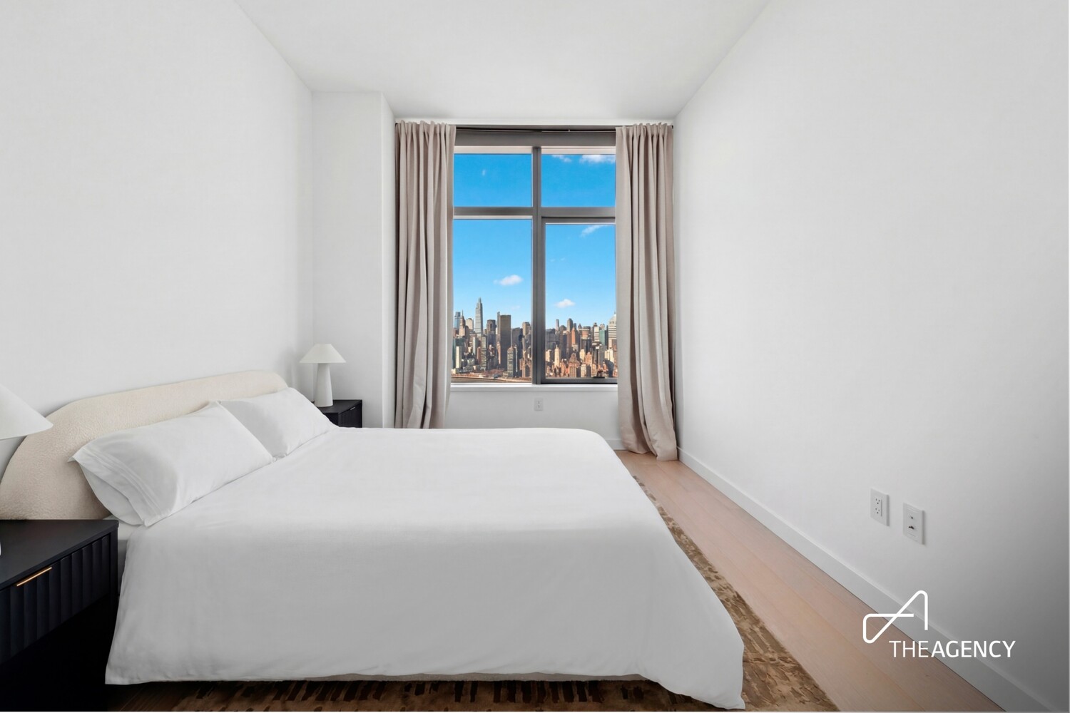 3 COURT Square PH302