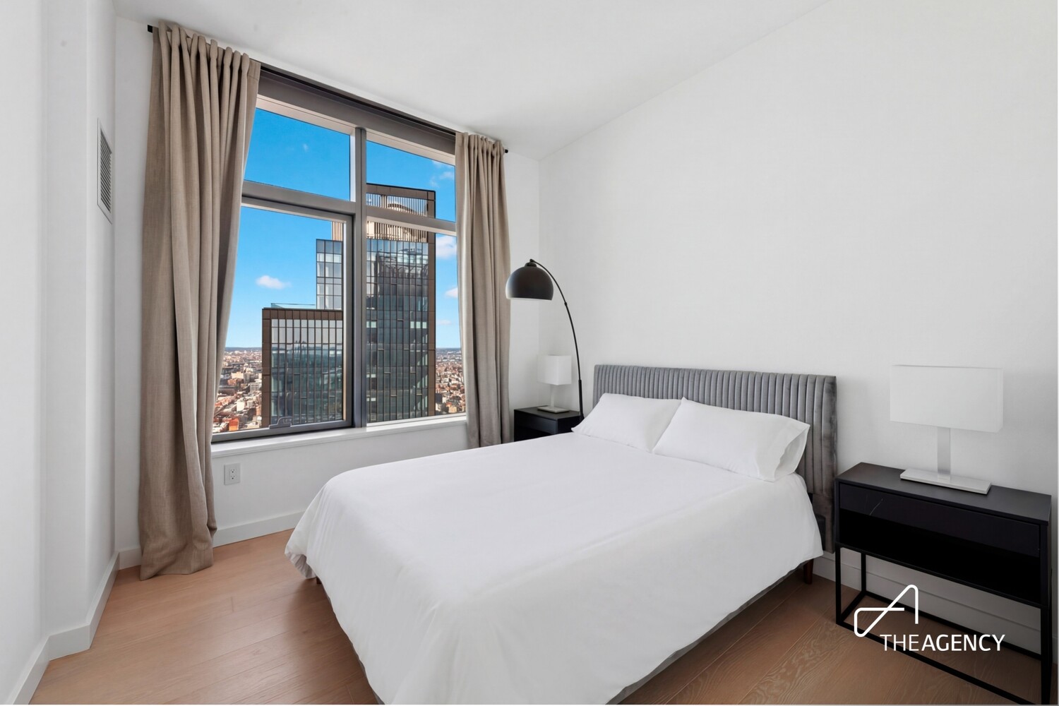 3 COURT Square PH302