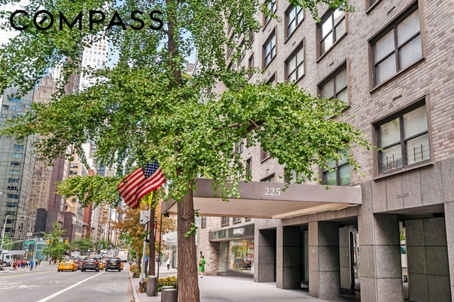 225 E 57th Street 8K