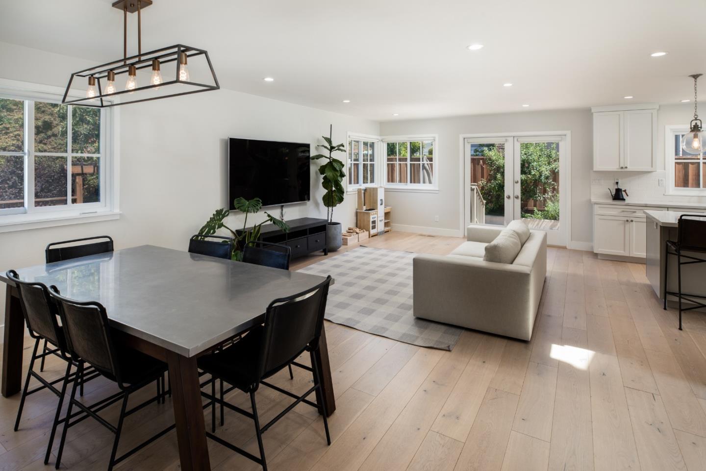 100 Wellington Drive