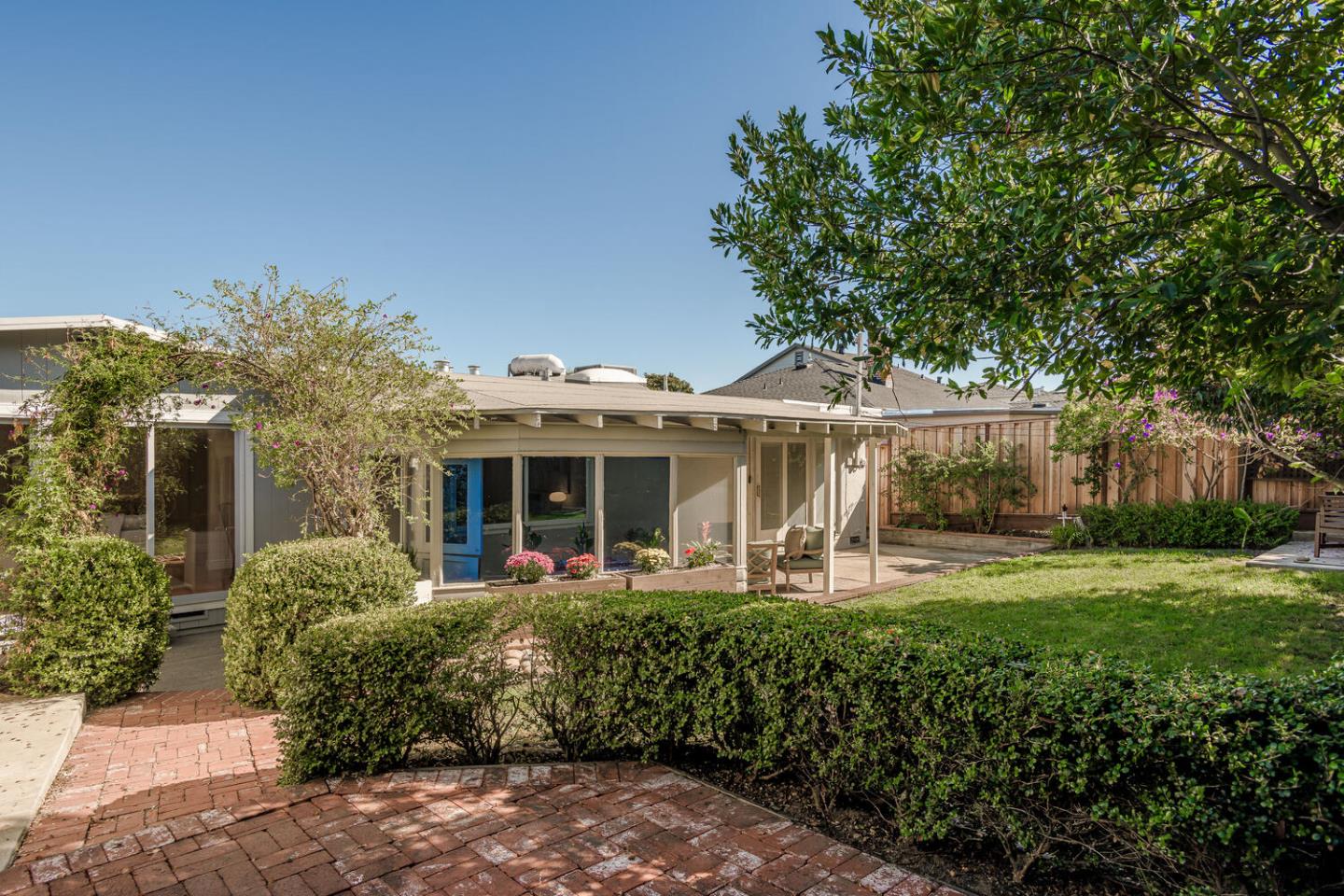 1621 Marco Polo WAY
