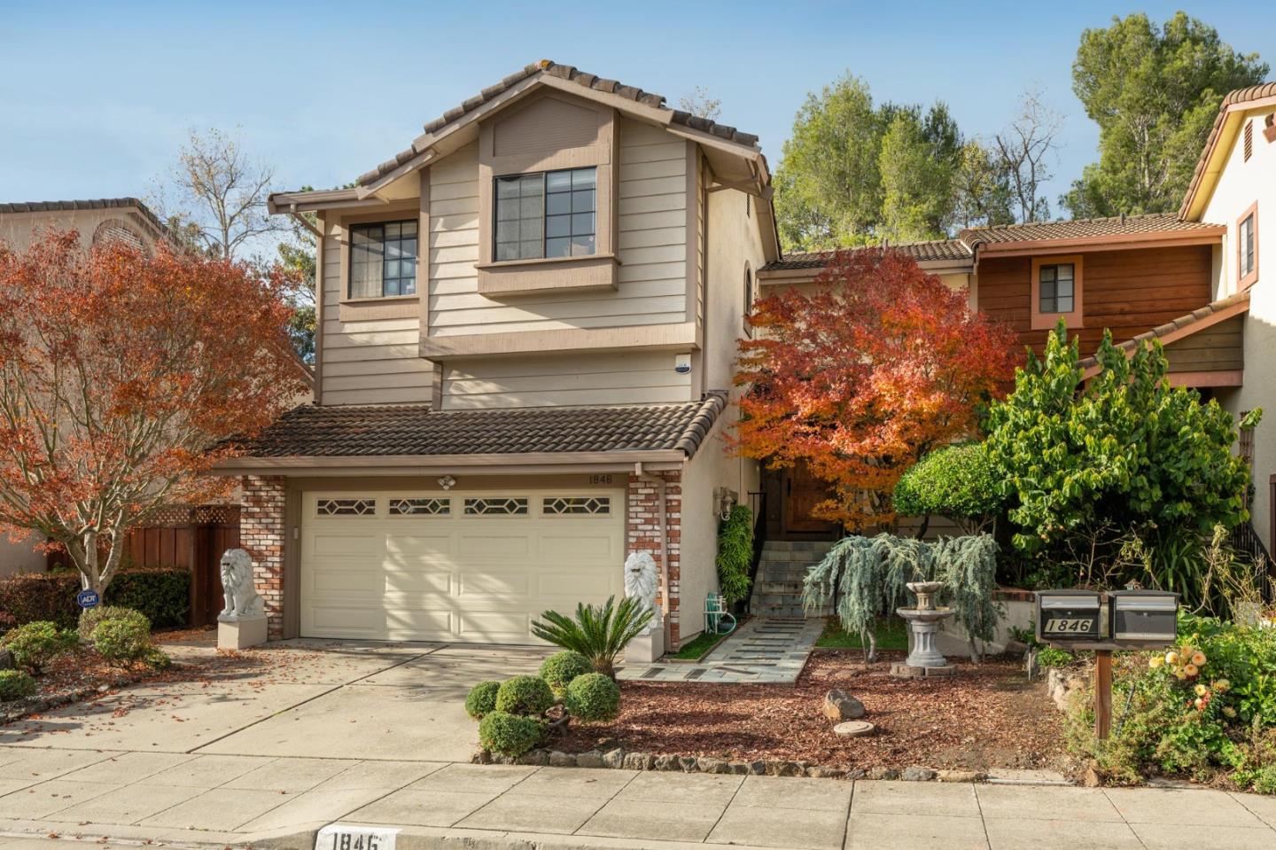 1846 Parkwood DR