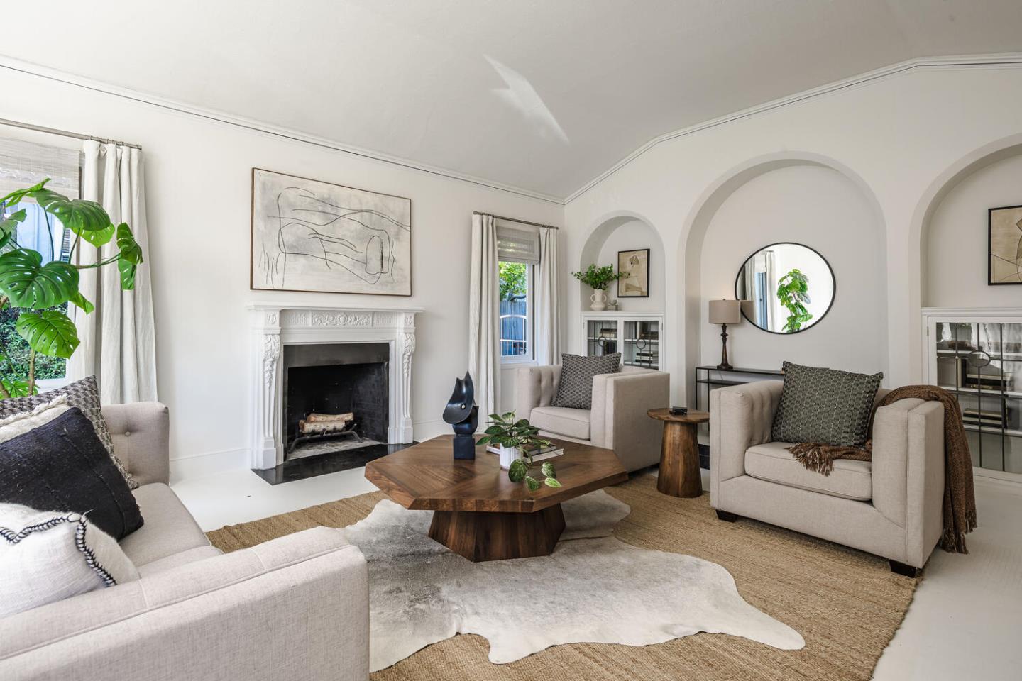 30 W Poplar AVE