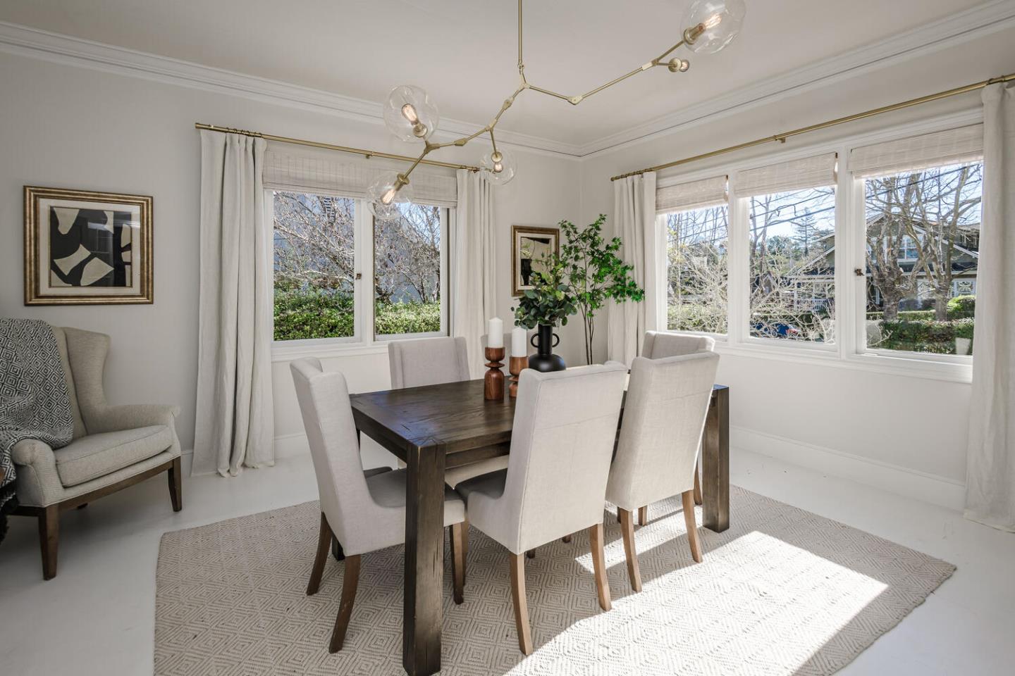 30 W Poplar AVE