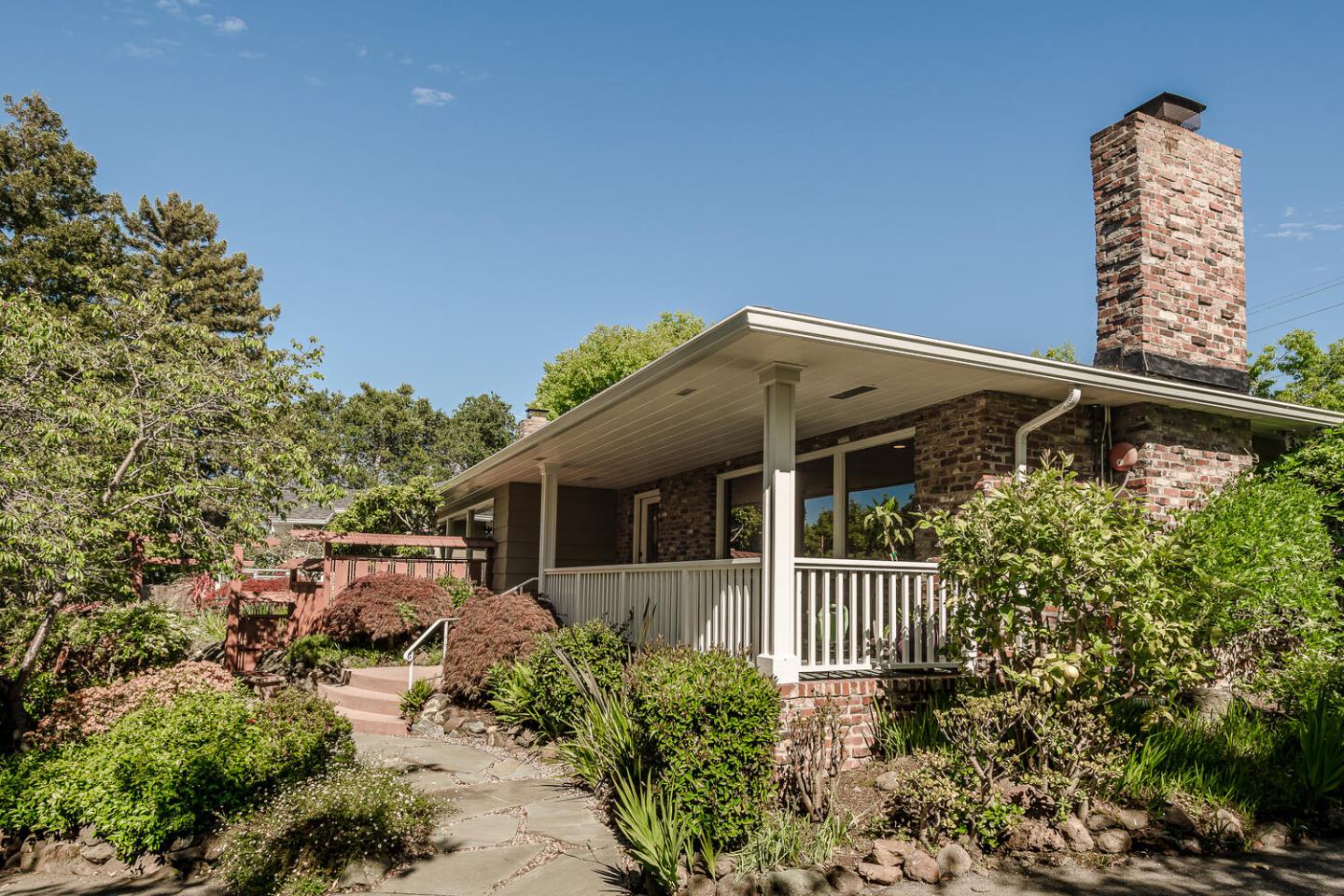965 Parrott Drive