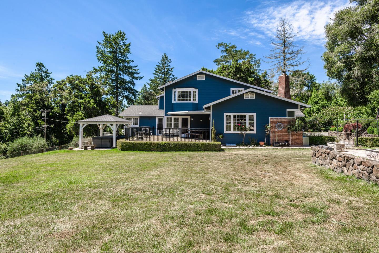 60 Fernwood Drive