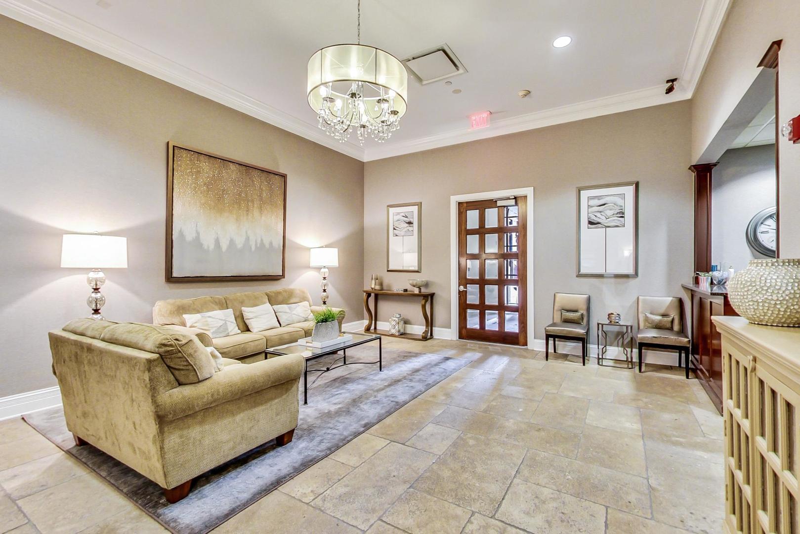 151 W Wing Street Unit: 805