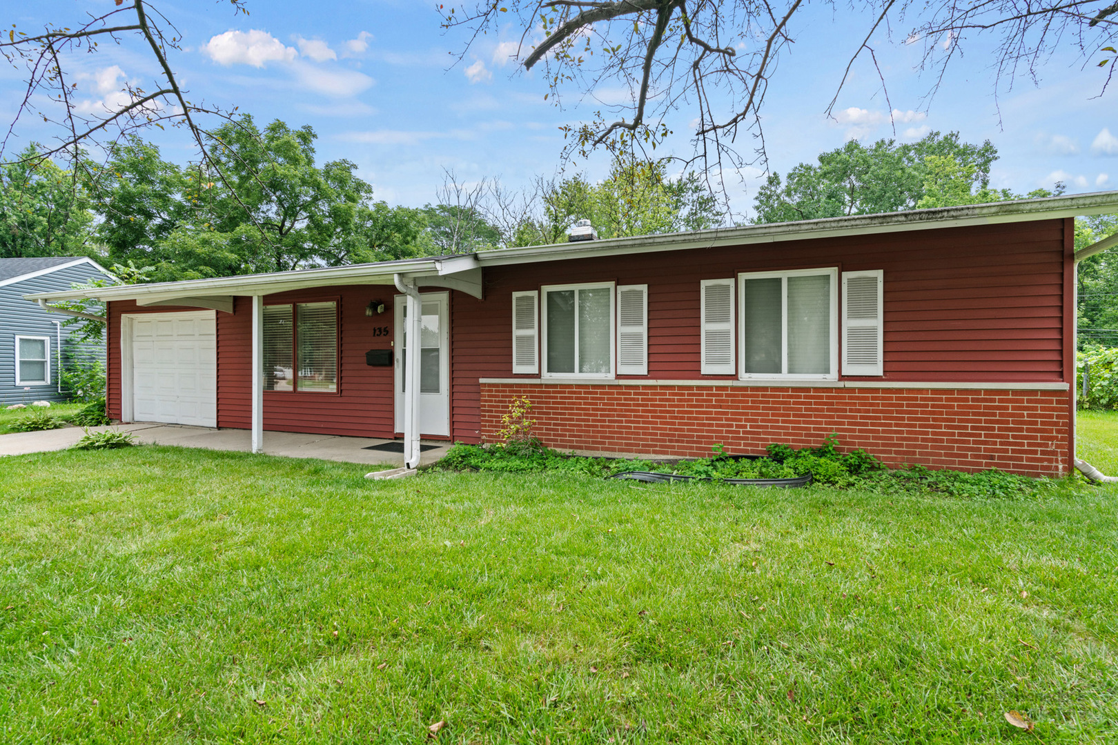 135 Fairview Lane