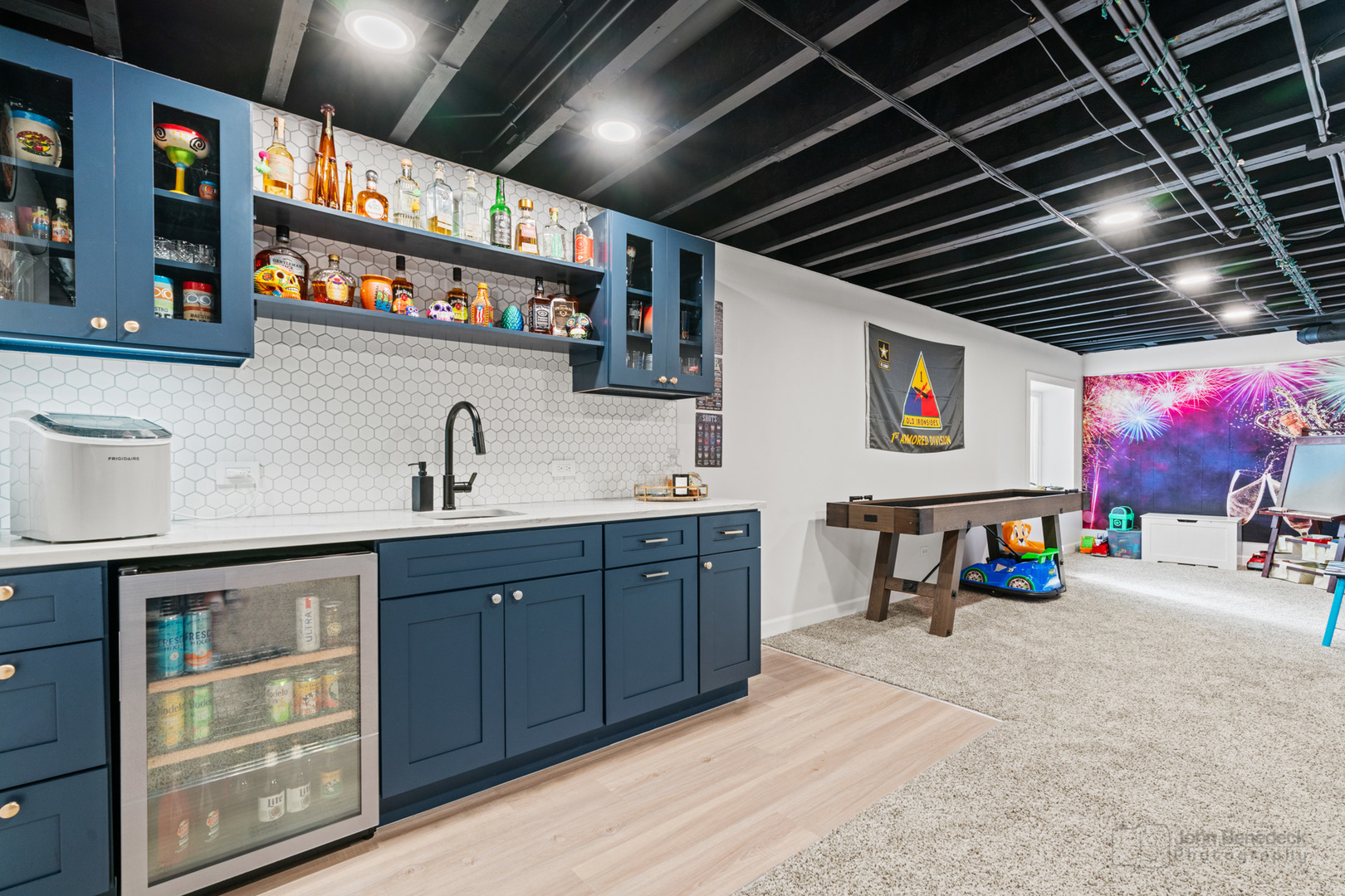 3675 Congressional Parkway