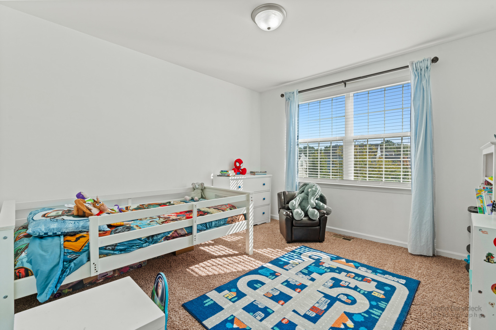 3675 Congressional Parkway