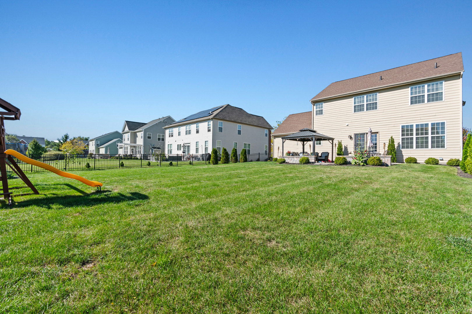 3675 Congressional Parkway