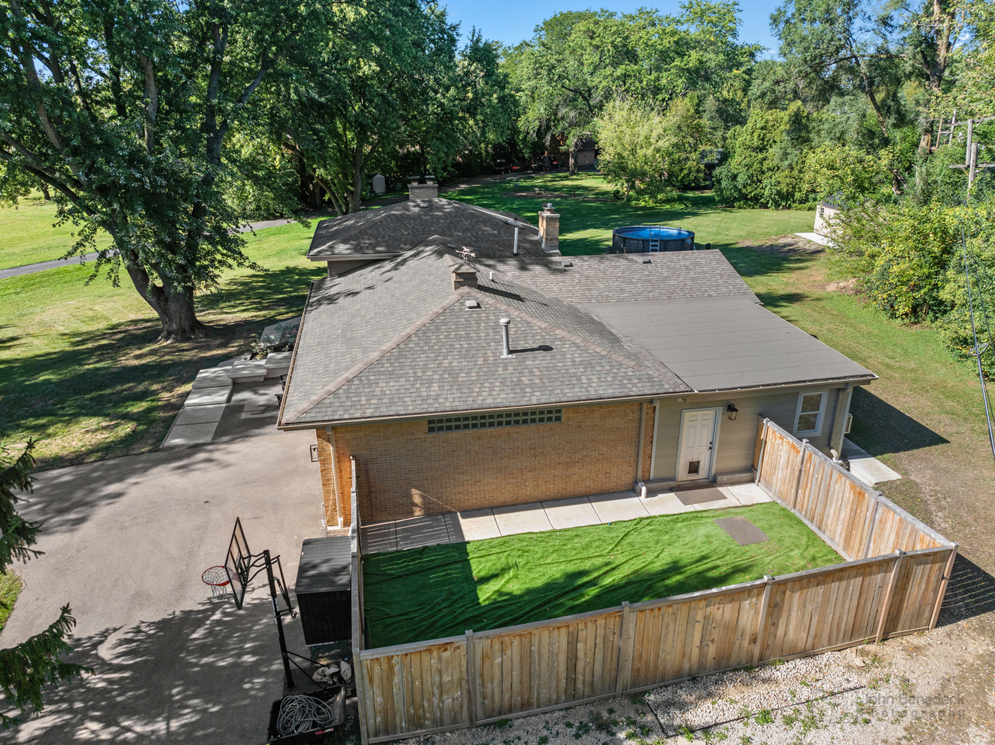 127 Howe Terrace
