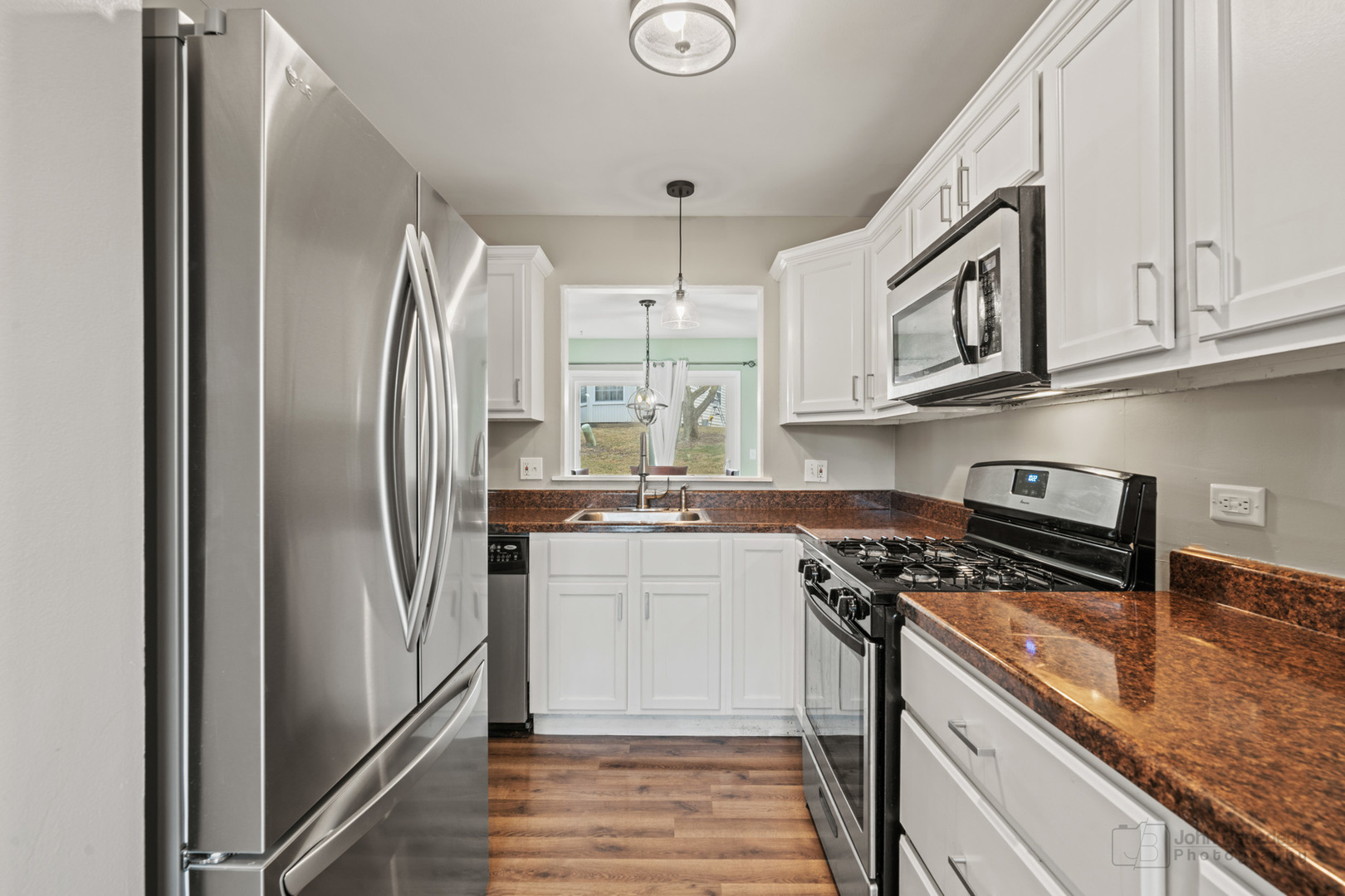 360 Ascot Lane