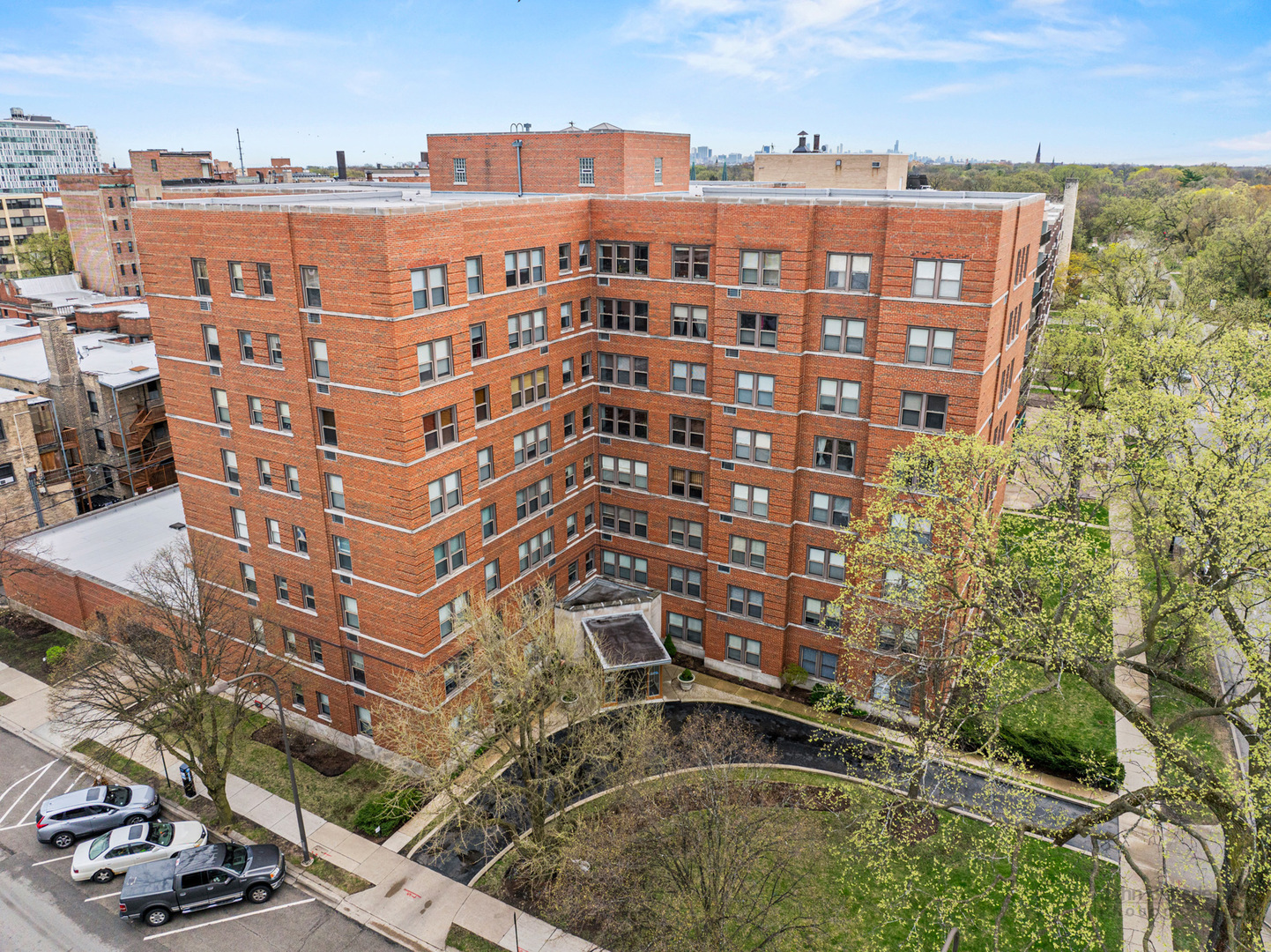 1585 Ridge Avenue Unit: 601