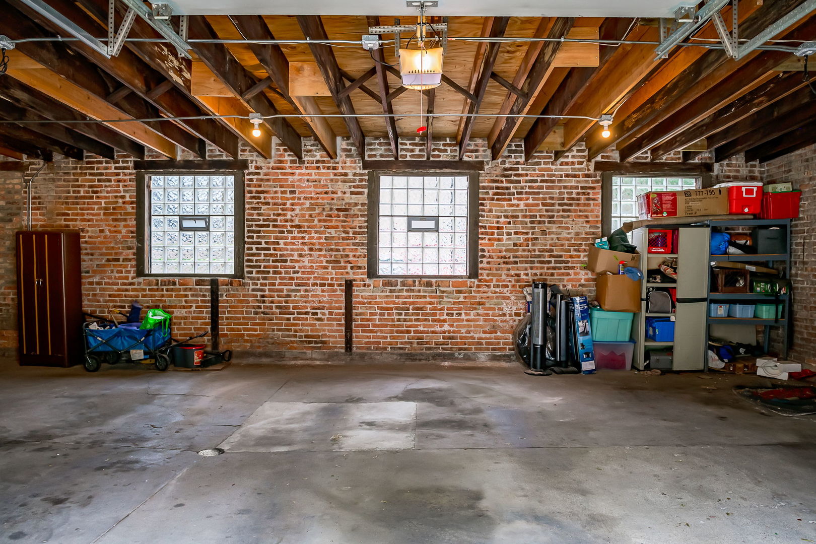 206 S LOMBARD Avenue Unit: 206B