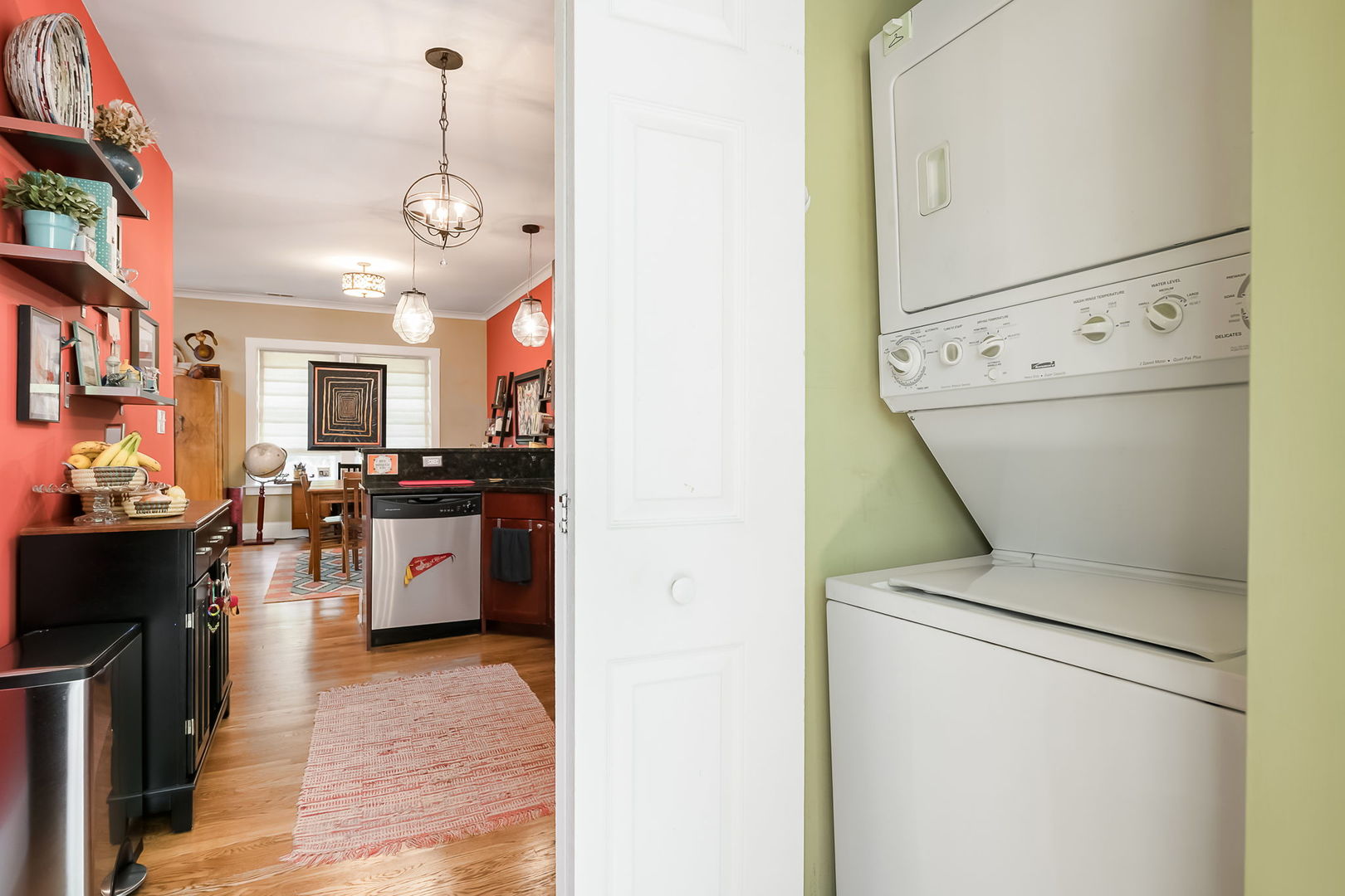 206 S LOMBARD Avenue Unit: 206B