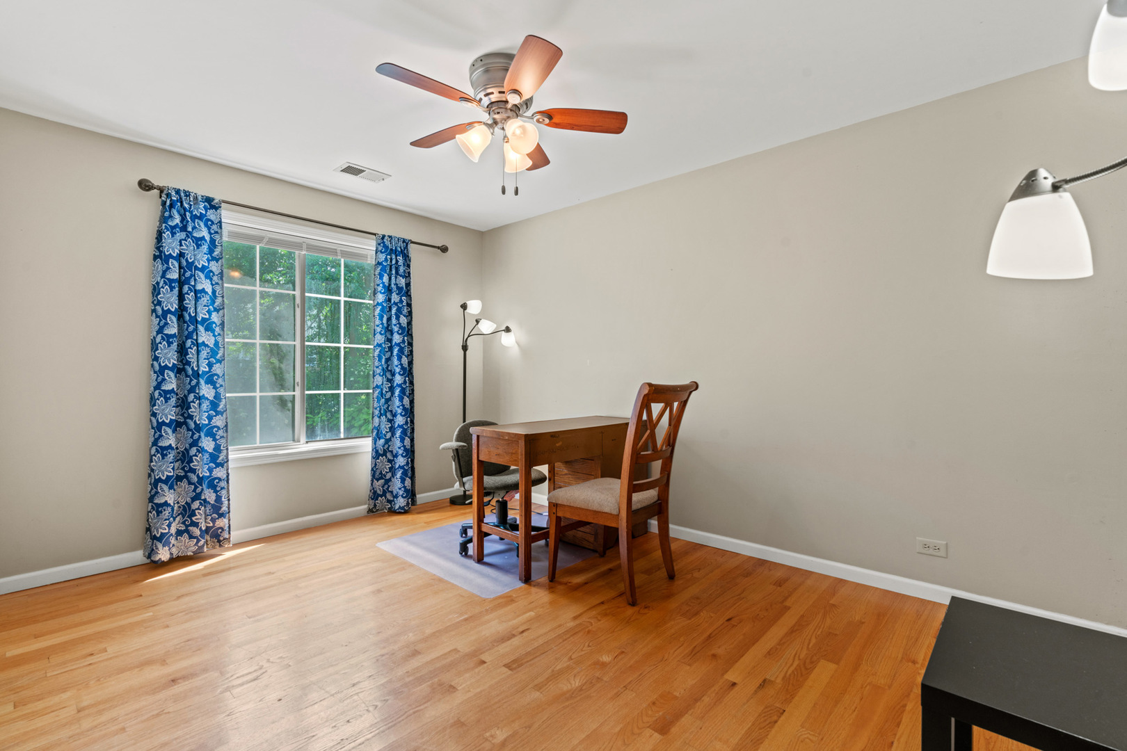 1333 E Evergreen Drive Unit: 7