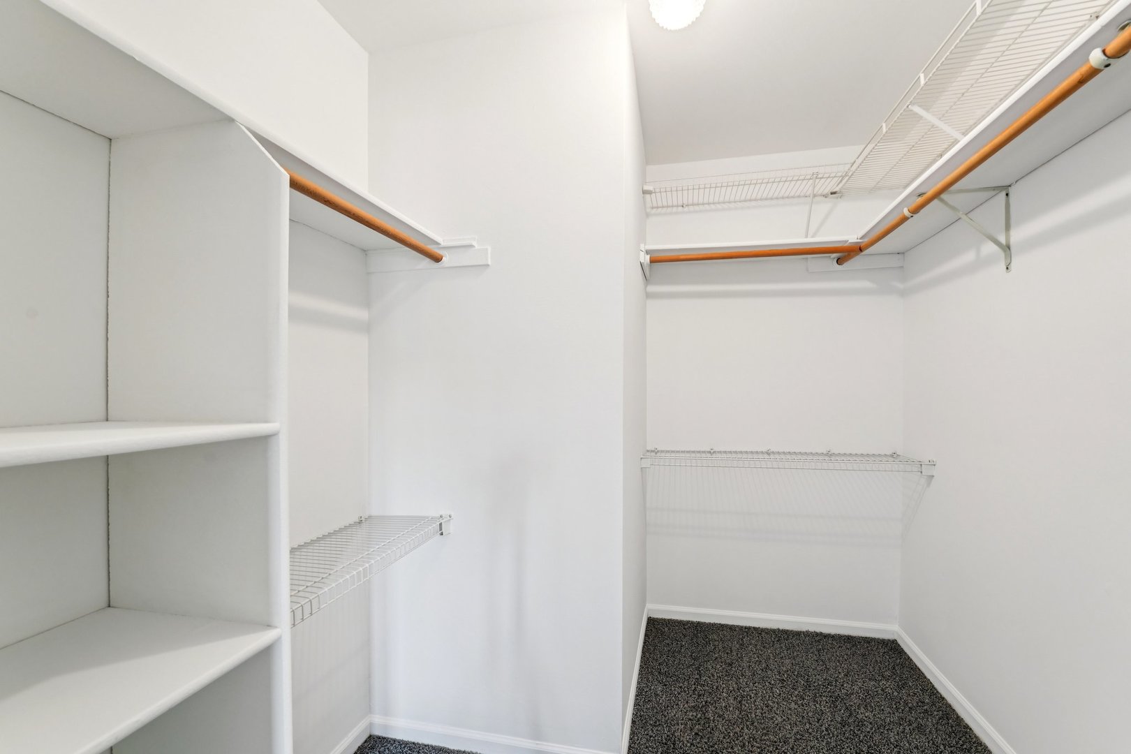 101 Old Oak Drive Unit: 200