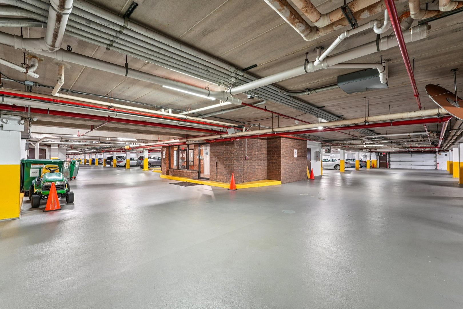 101 Old Oak Drive Unit: 200