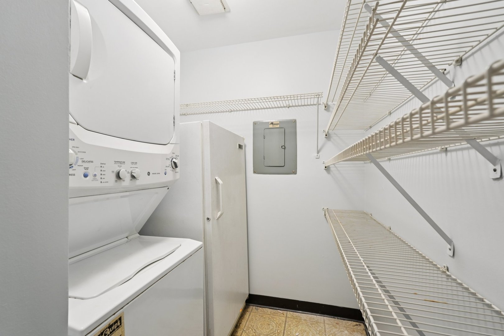 101 Old Oak Drive Unit: 200