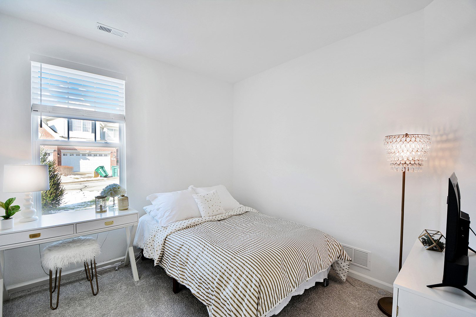 20 Harborside Way