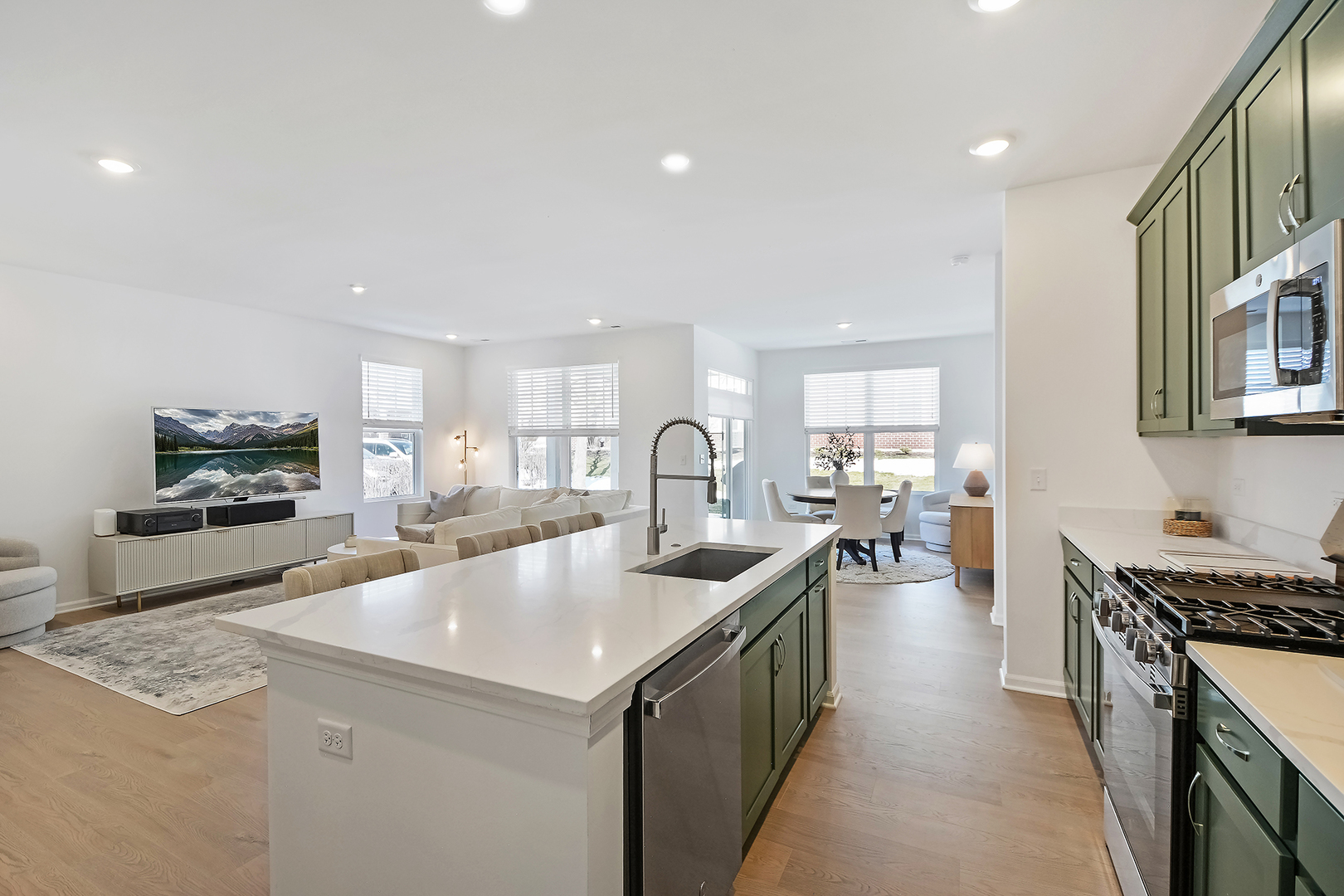 20 Harborside Way