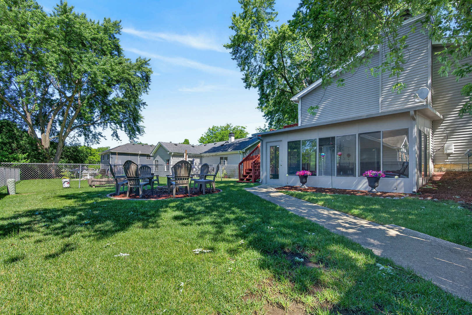 802 Prairie Avenue