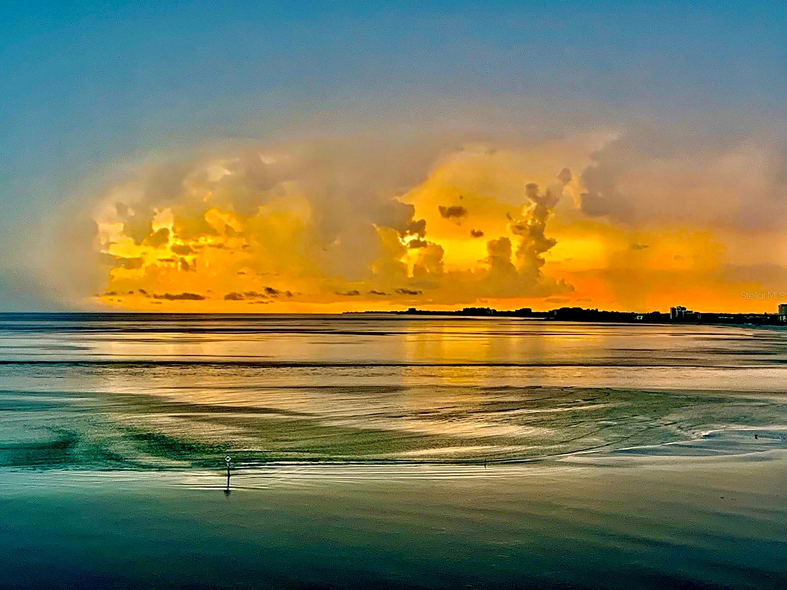 4822 OCEAN BLVD #10F