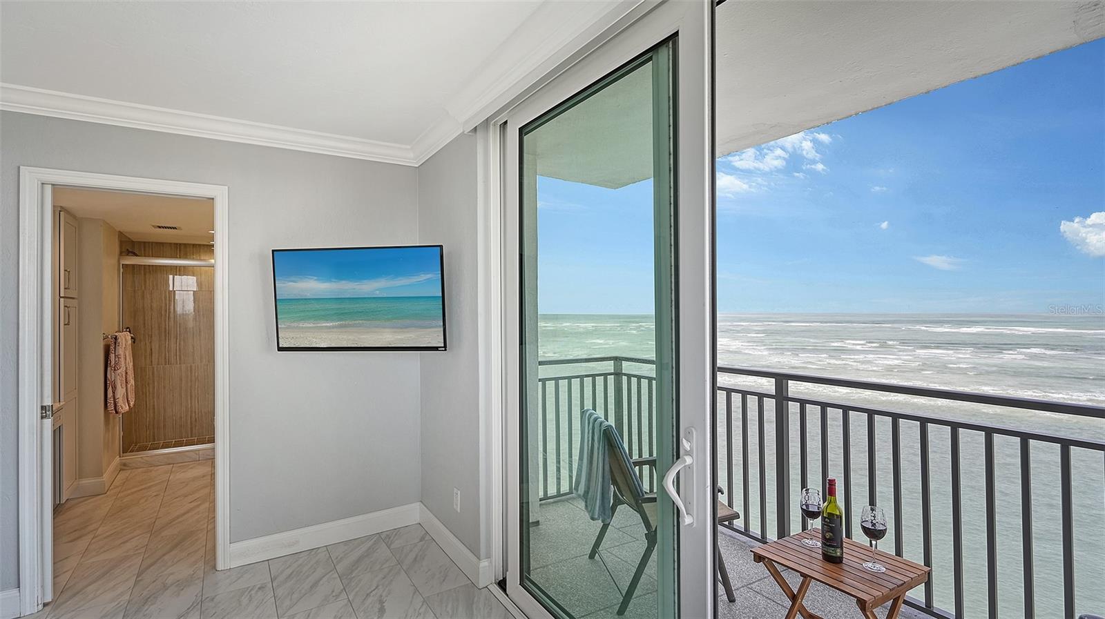 4822 OCEAN BLVD #10F