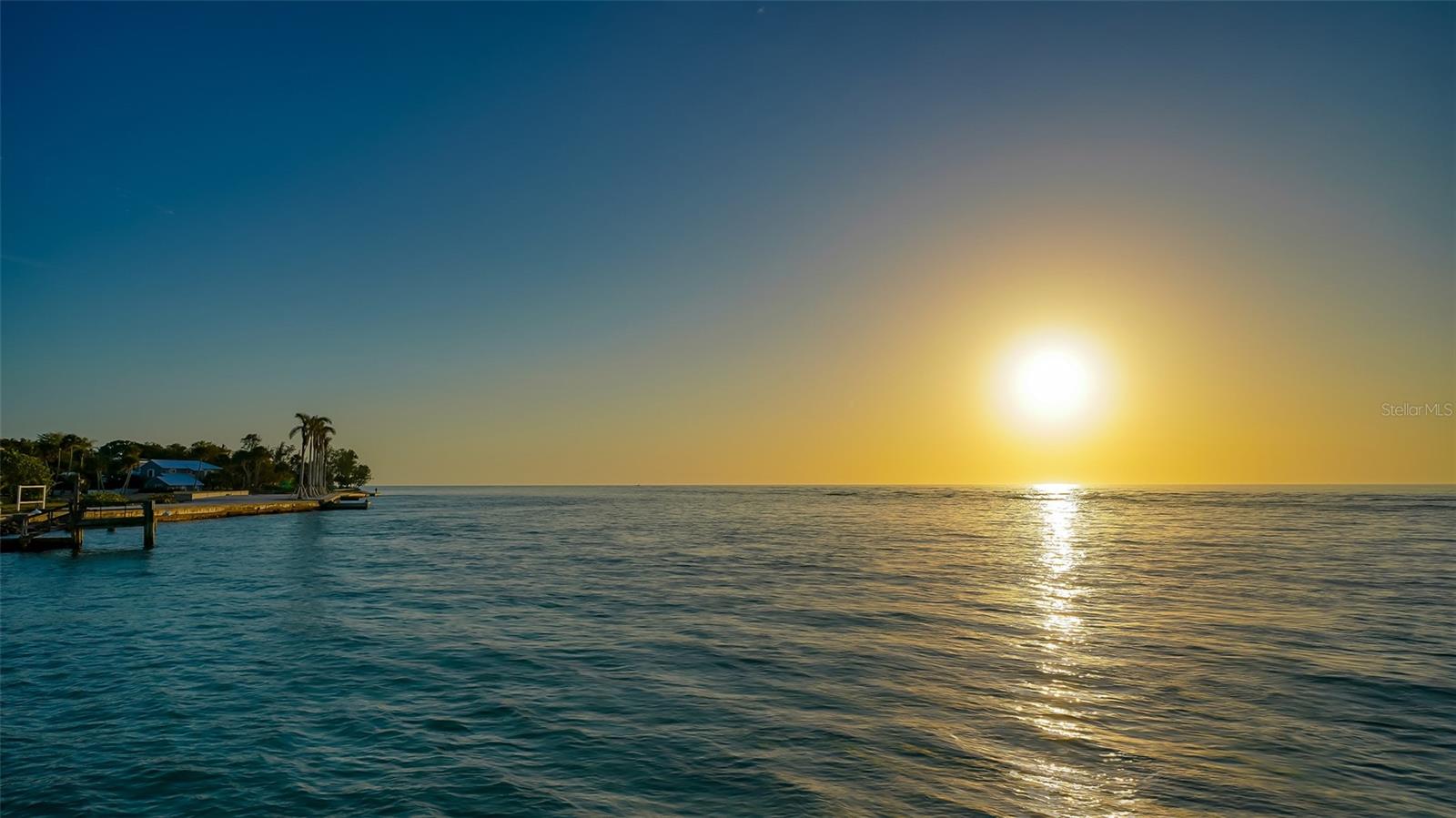 4822 OCEAN BLVD #10F