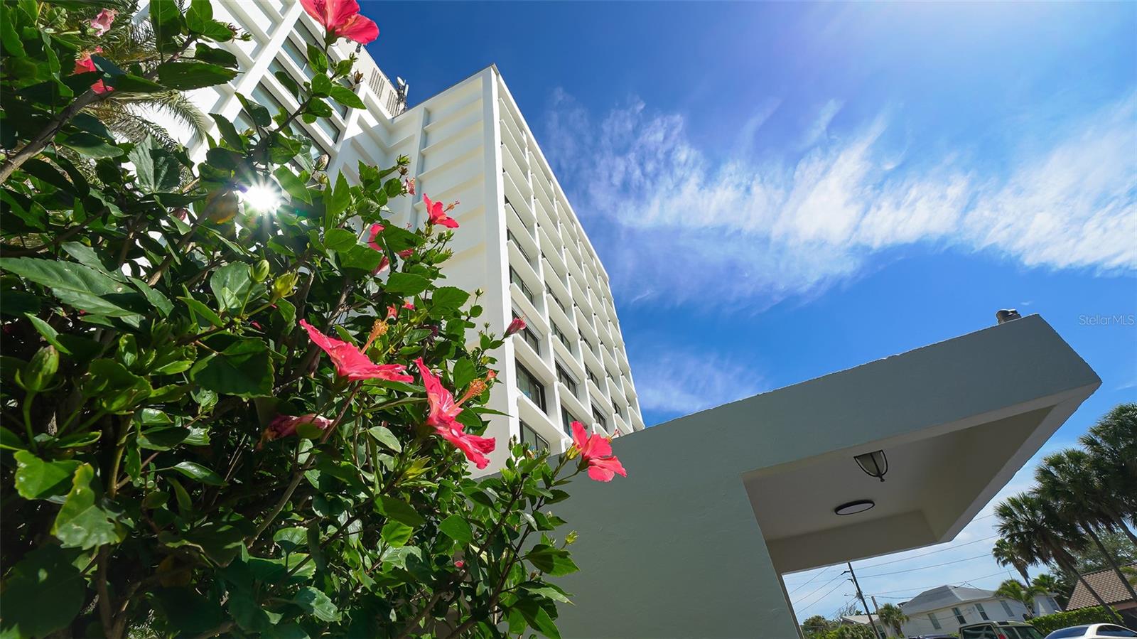 4822 OCEAN BLVD #10F