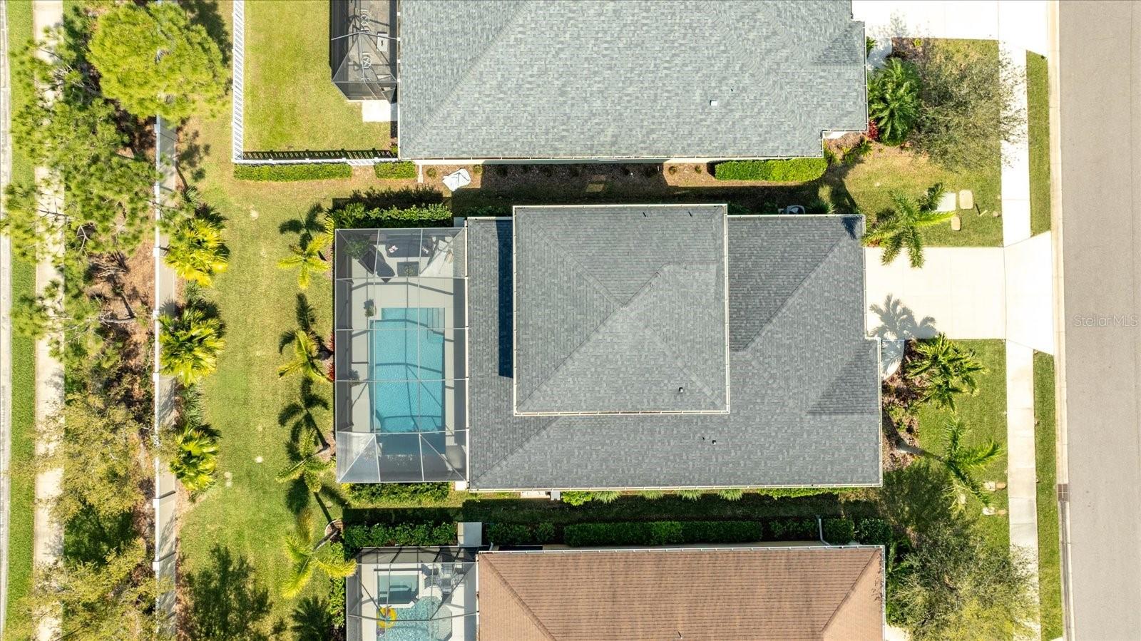 7012 WHITE WILLOW CT