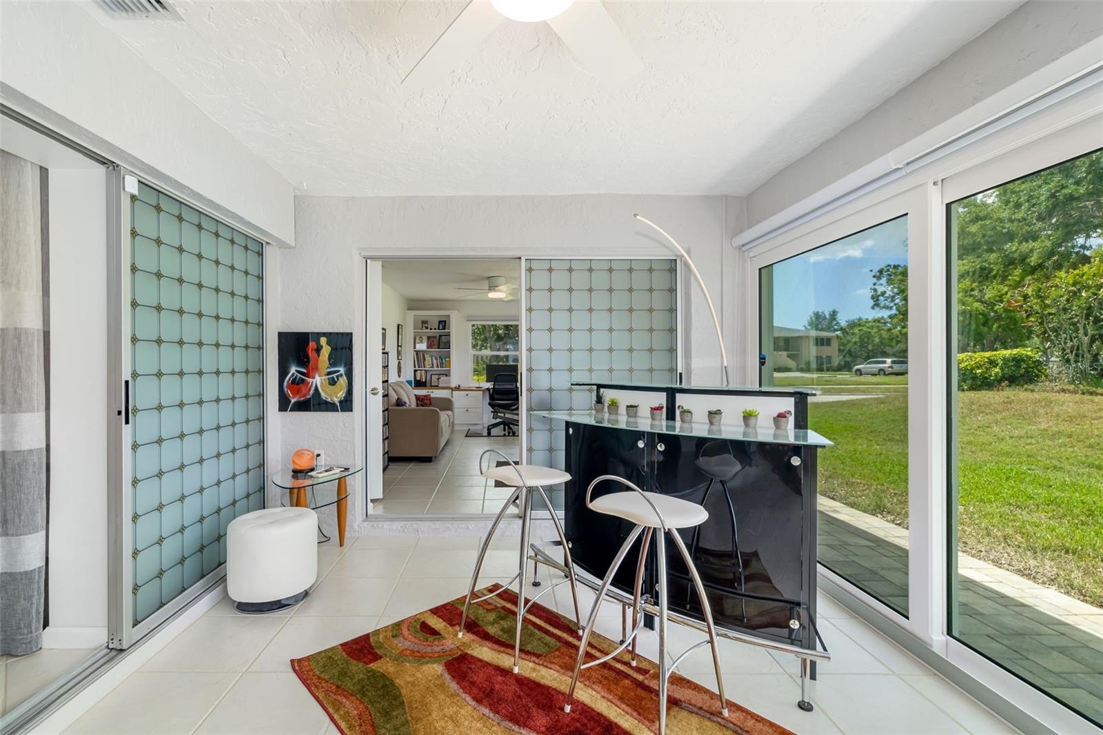 6940 W COUNTRY CLUB DR N #V-77