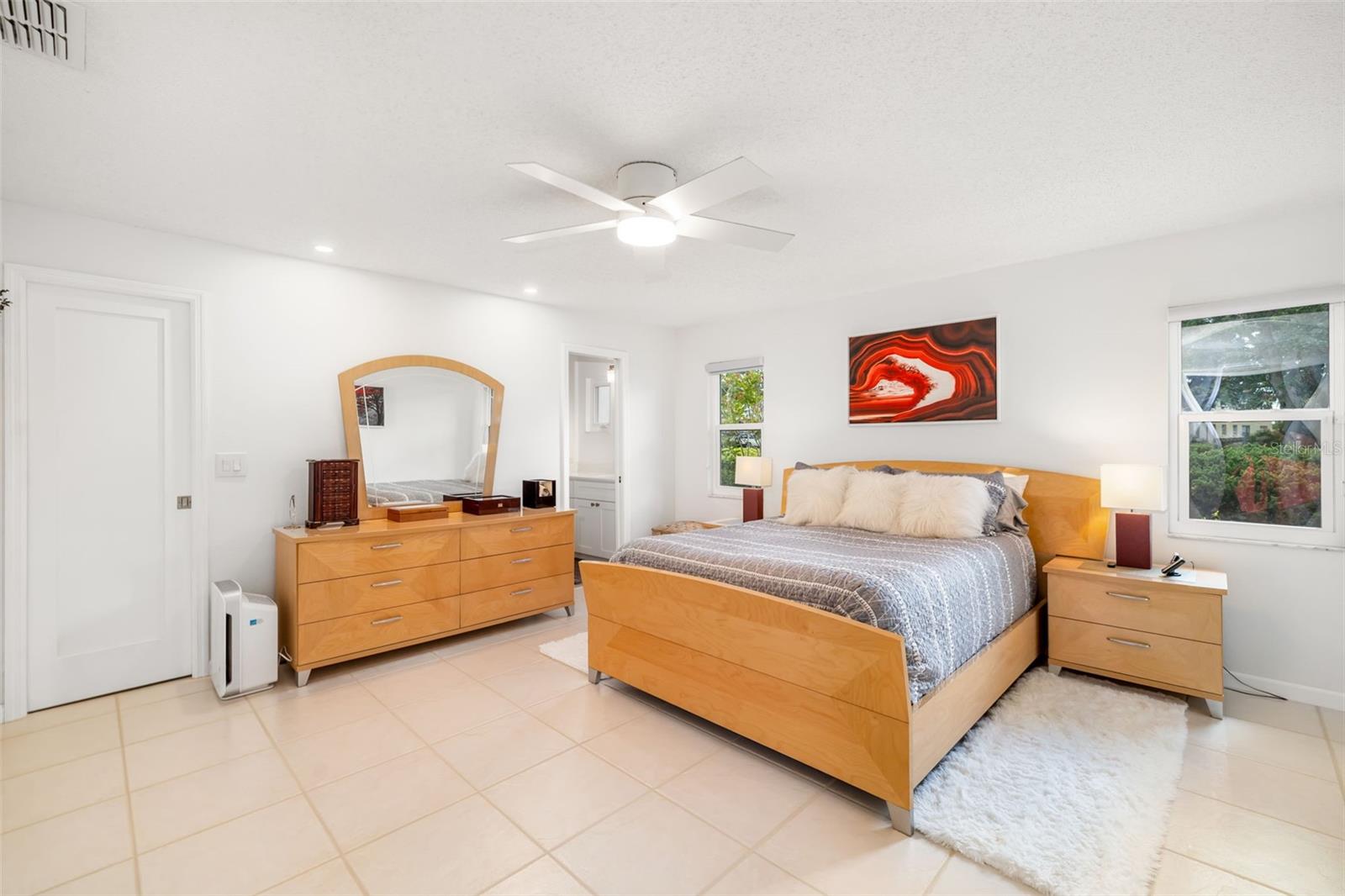 6940 W COUNTRY CLUB DR N #V-77