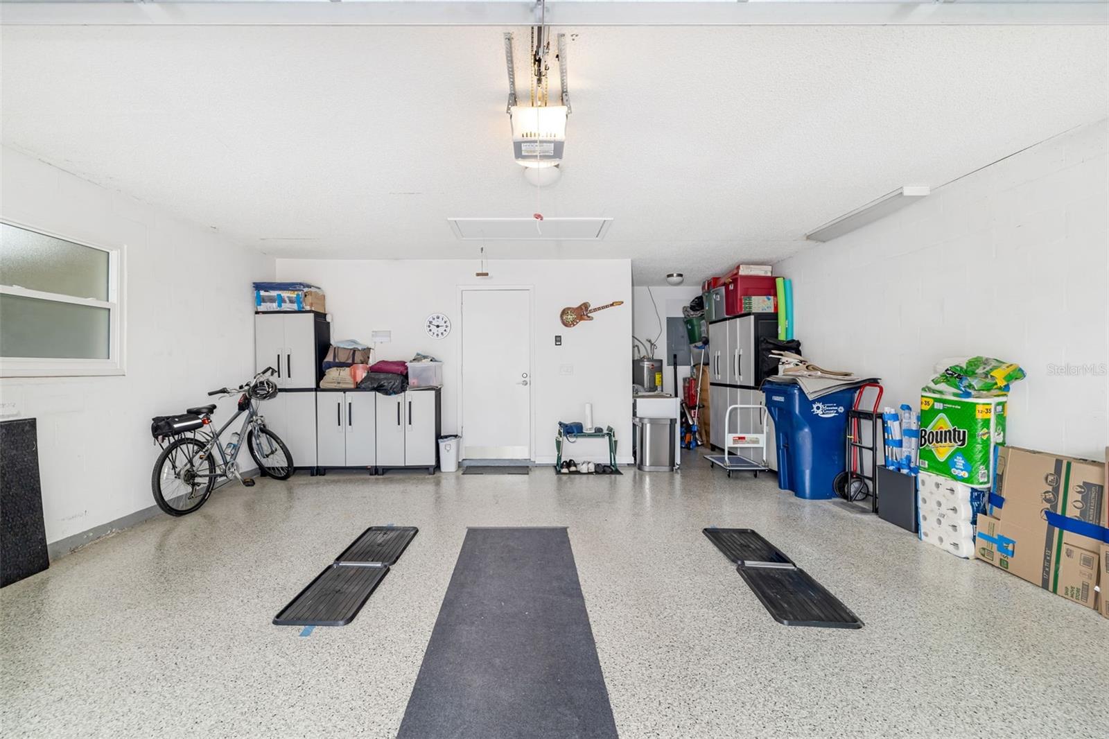 6940 W COUNTRY CLUB DR N #V-77