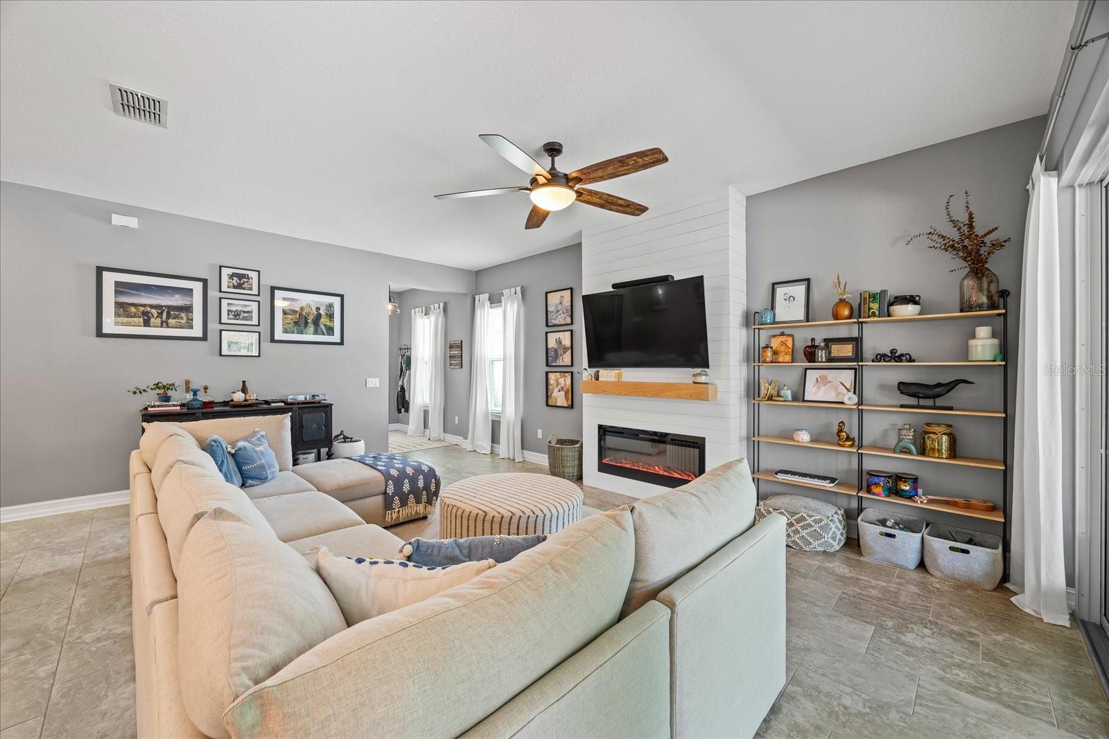 13819 AMERICAN PRAIRIE PL