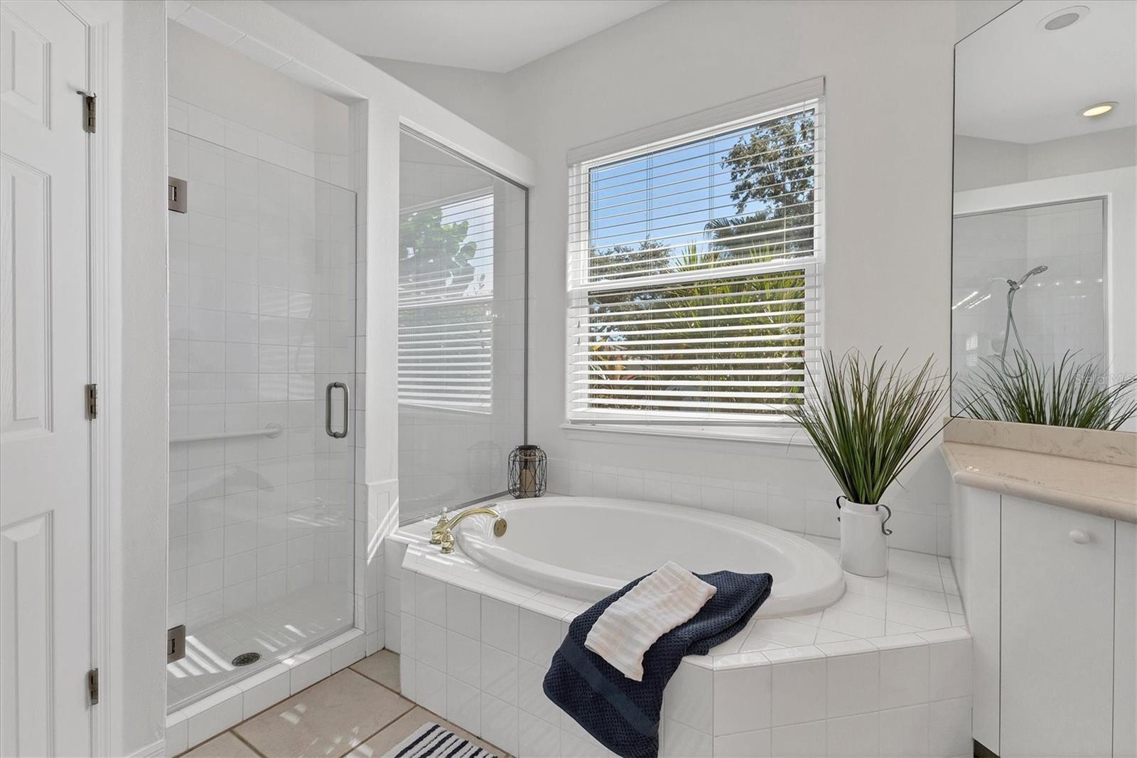 9238 13TH AVENUE CIR NW