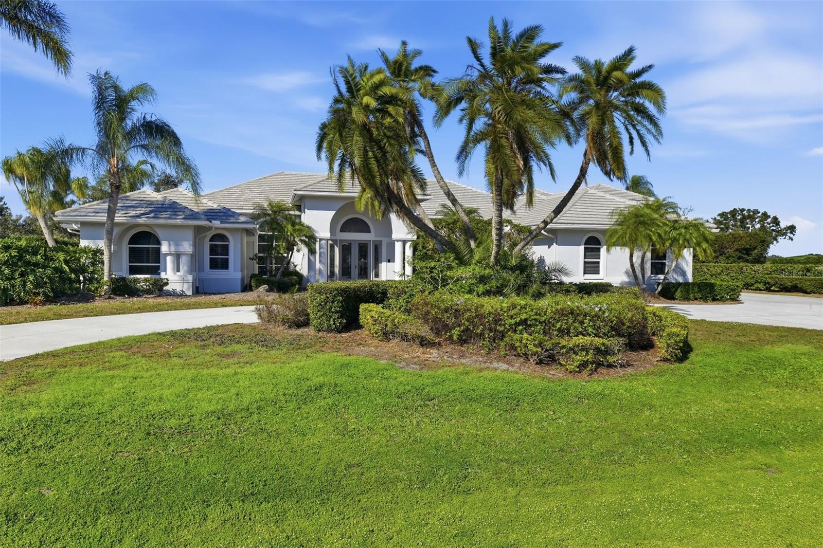 7796 Alister Mackenzie Dr Sarasota Fl Us 34240 Mfra4682766