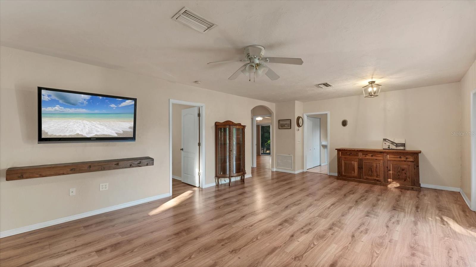 5237 TURTLE CREEK LN