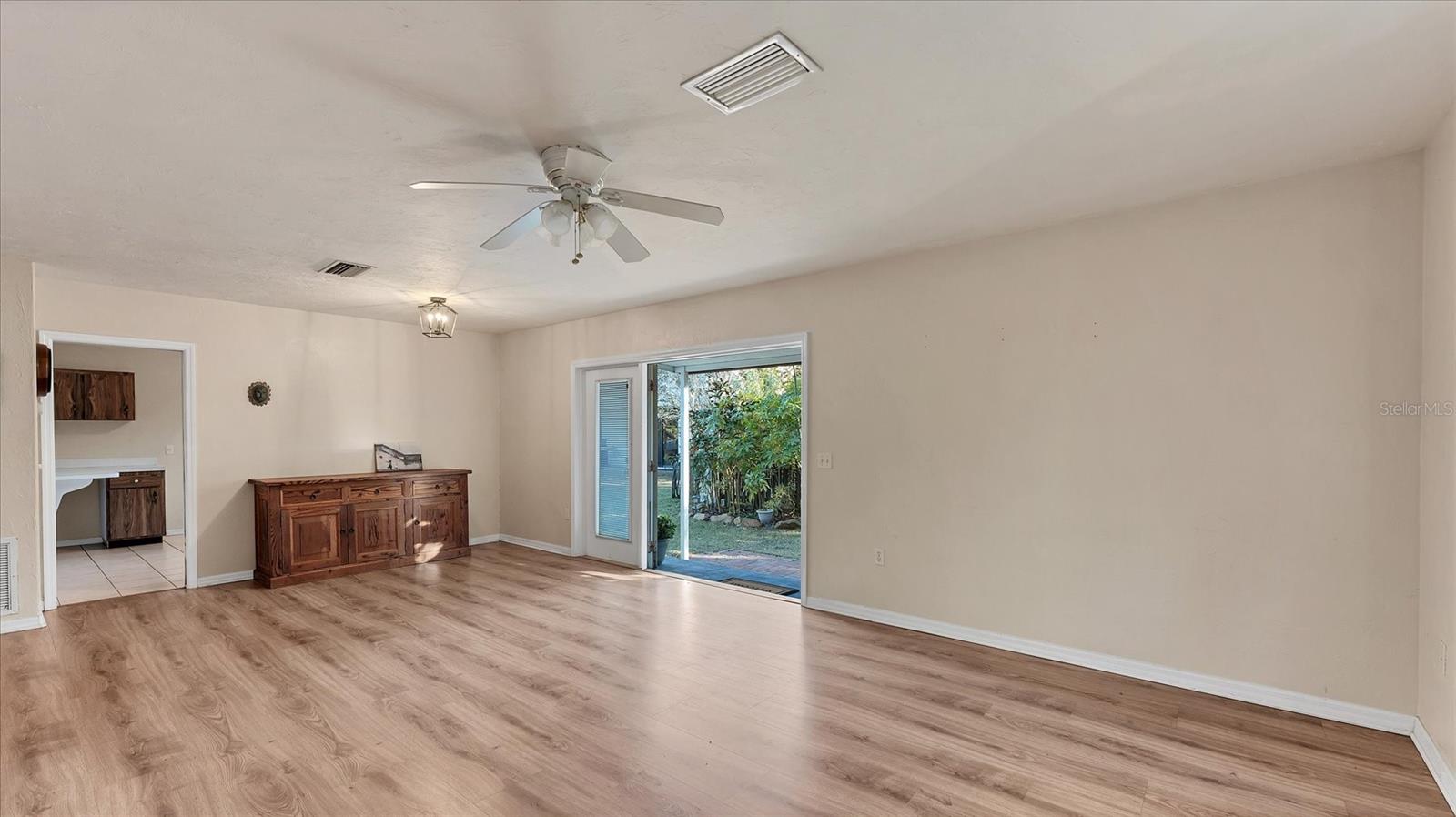 5237 TURTLE CREEK LN